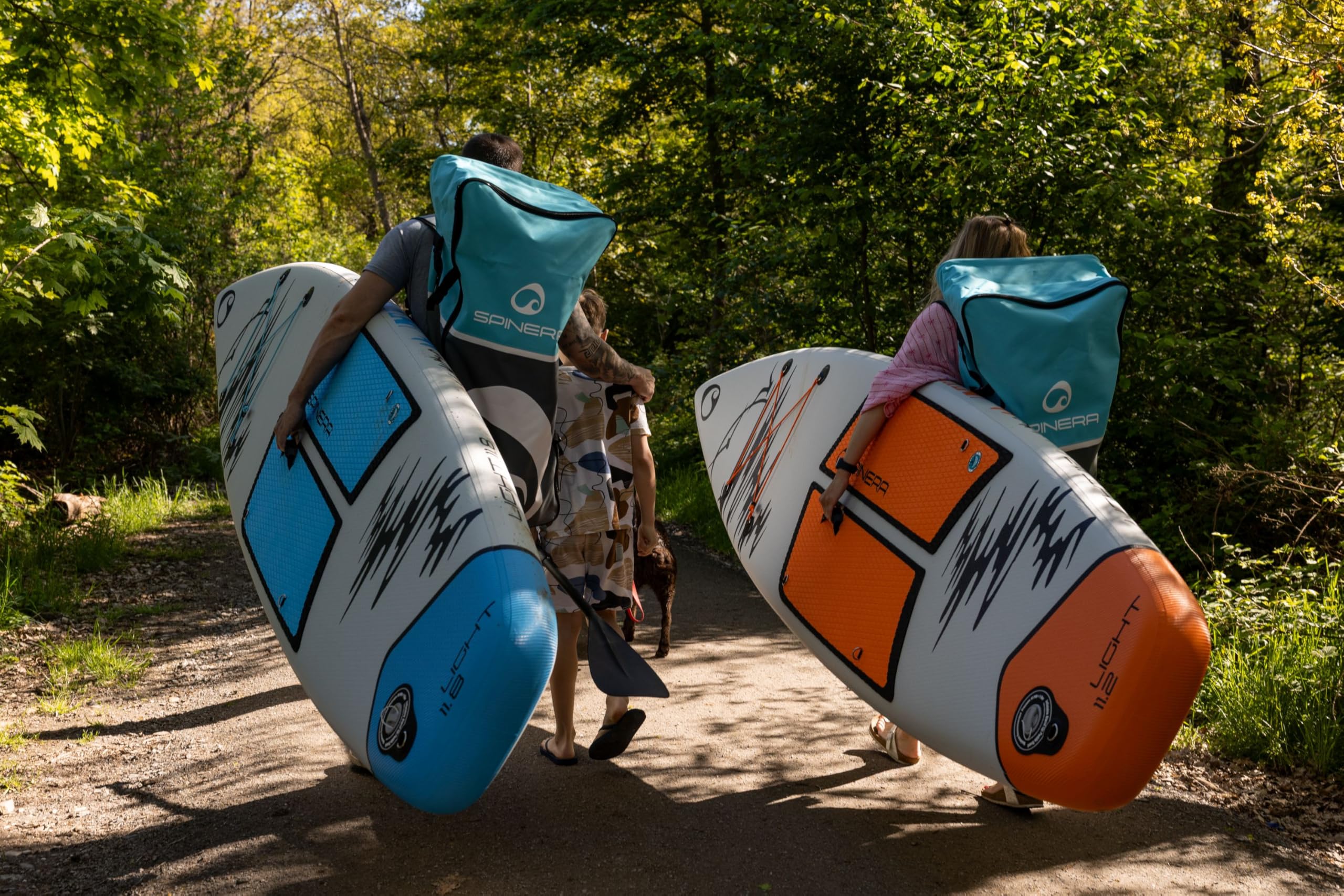 Spinera Light SUP Komplettset – Aufblasbares Stand Up Paddle Board 3 Größen 10.6 | 11.2 | 11.8 Ultraleicht & stabil – inkl. Paddel, Pumpe & Rucksack