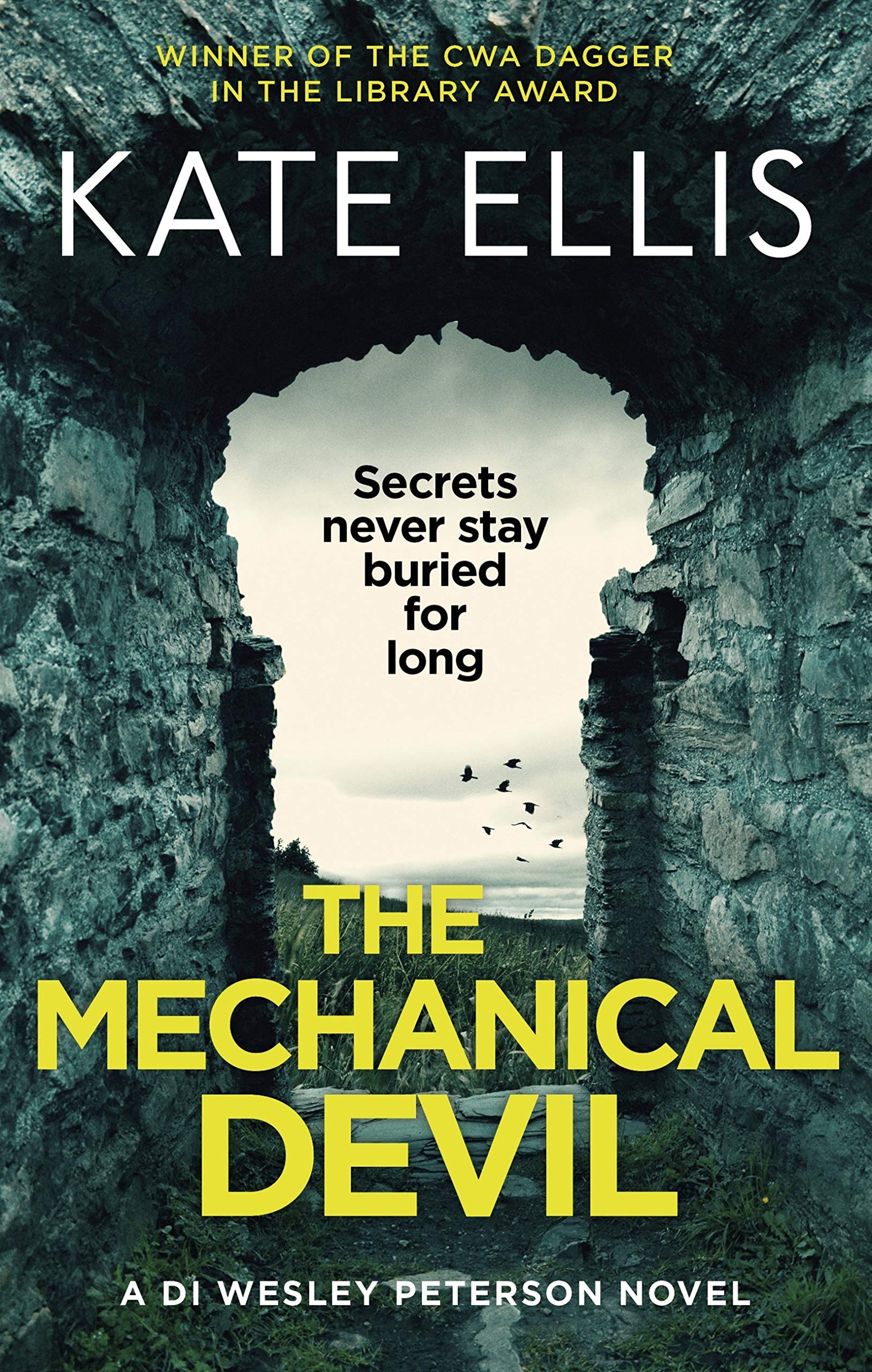 The Mechanical Devil: Book 22 in the DI Wesley Peterson crime series