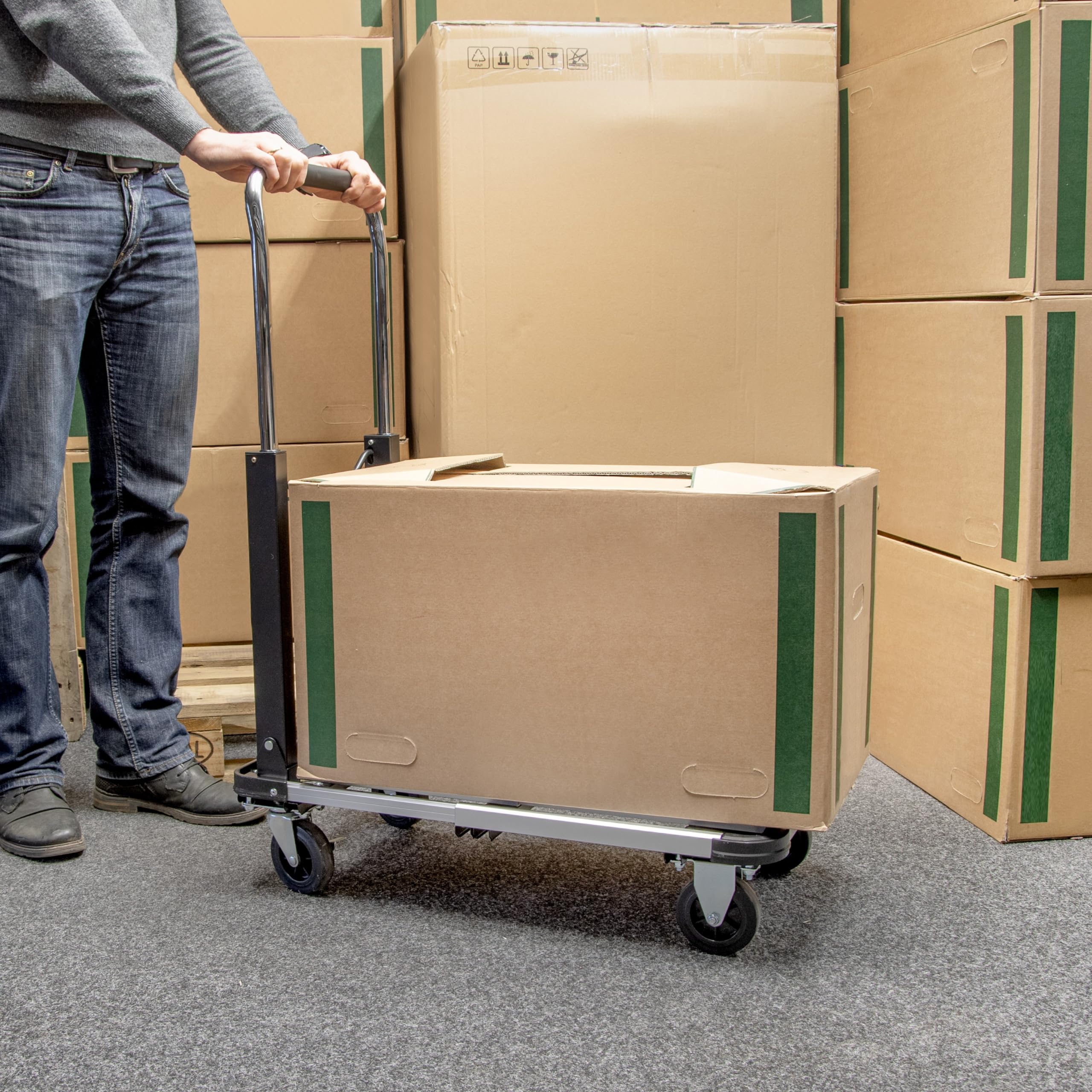 HEMMDAL Transportwagen mit offener Schaufel | 150 kg Tragkraft | HxB 95 x 42 cm | 71 cm Schaufeltiefe | faltbar | aus Stahl | Teleskop-Bügelgriff | Schwarz | platzsparend | Klappkarre