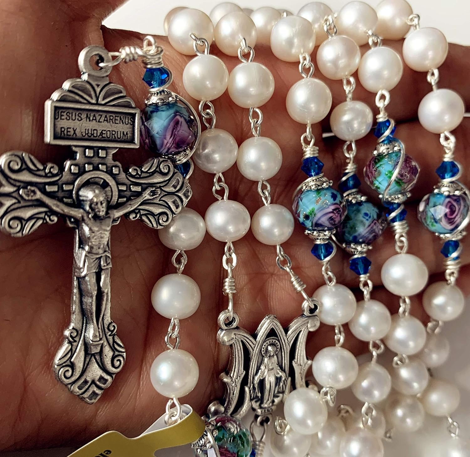elegantmedical Handmade Catholic AAA 8-9mm Real Pearl & Veluriyam Beads Rosary Cross Necklace Box