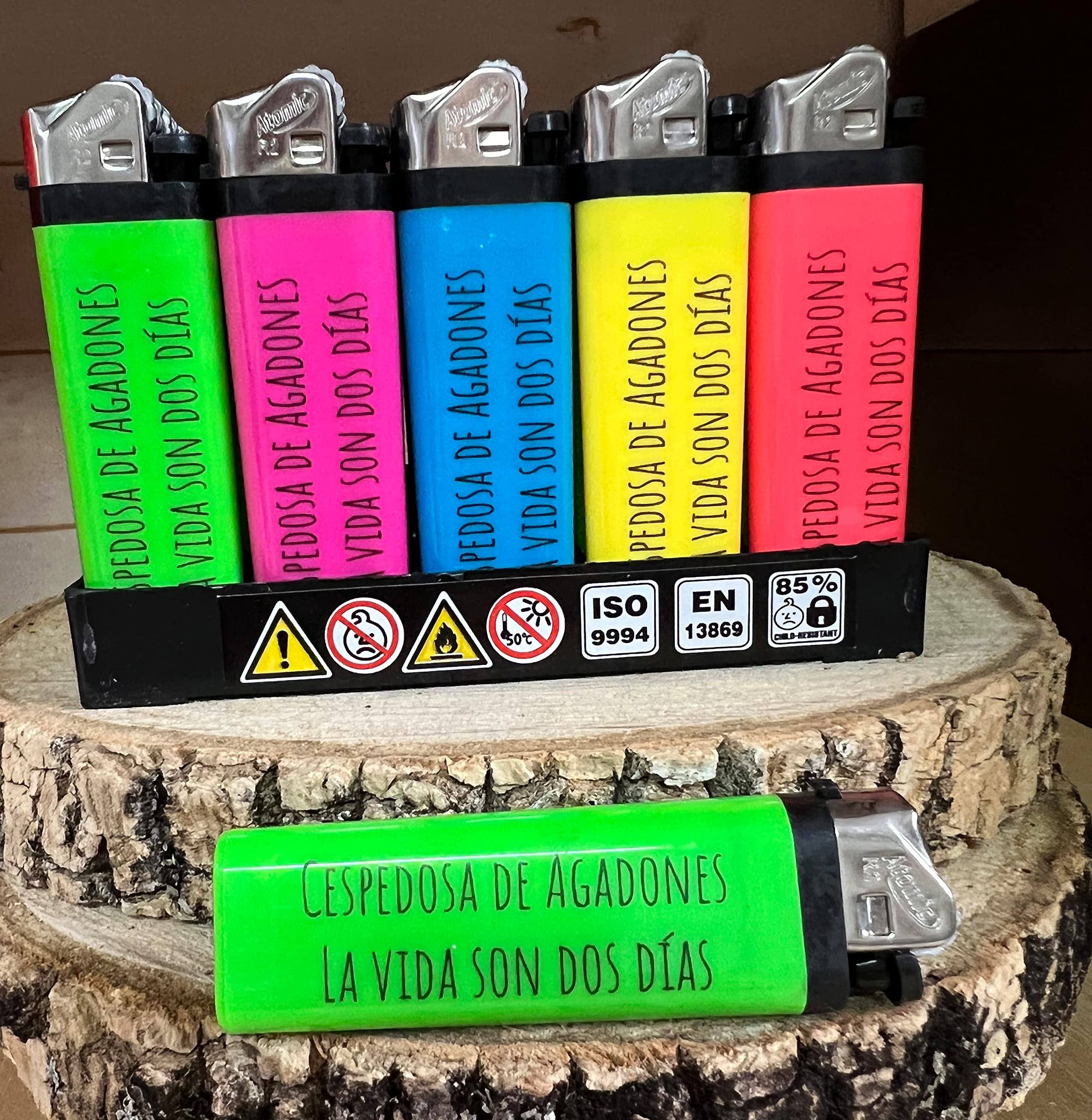 Uvimark - Artículos publicitarios - Merchandising - 50 Encendedores y 50 Bolígrafos Personalizados - Regalos de Empresa - Detalles de Boda - Mecheros Personalizados