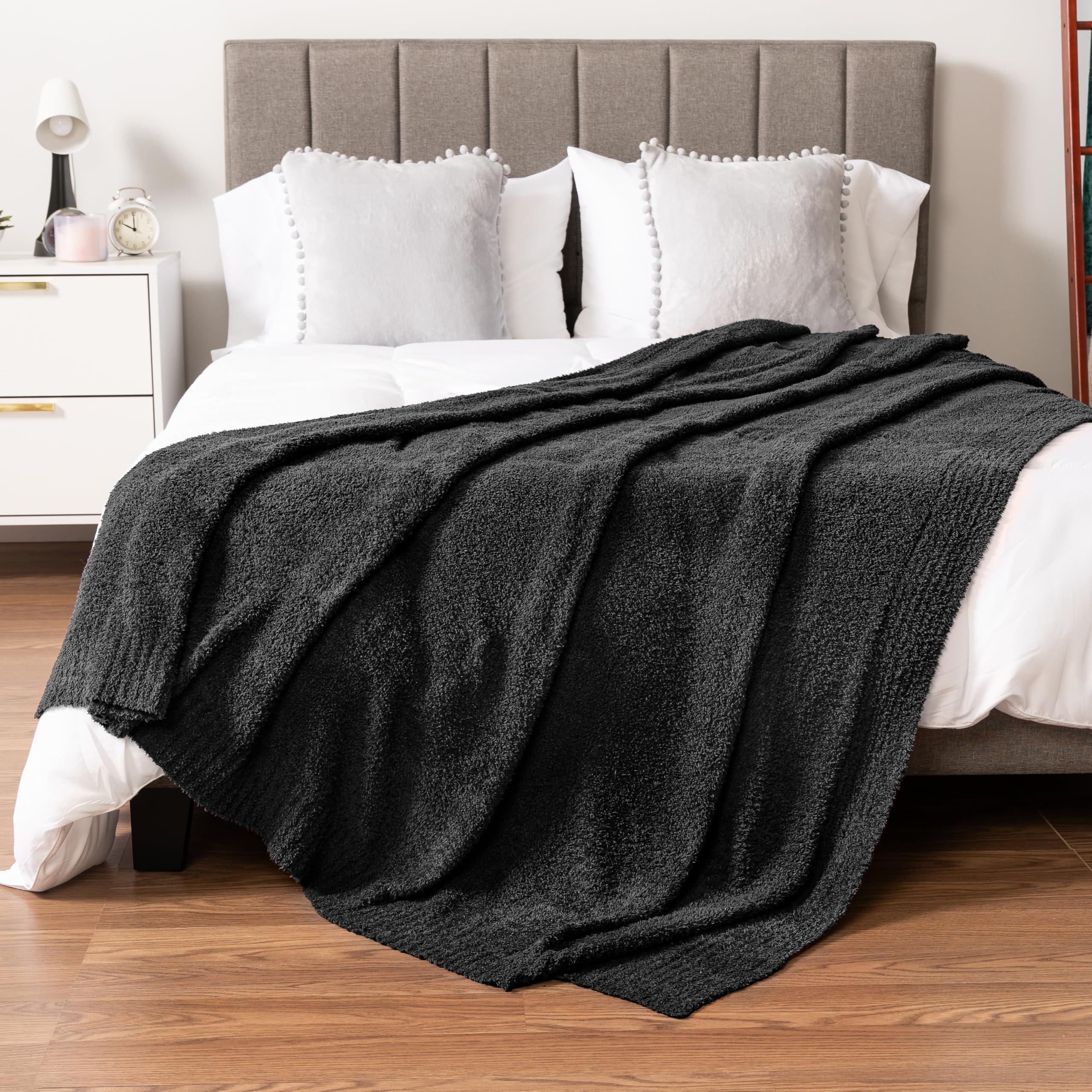 Amazon.com: PAVILIA Super Soft Throw Blanket for Couch, Fluffy