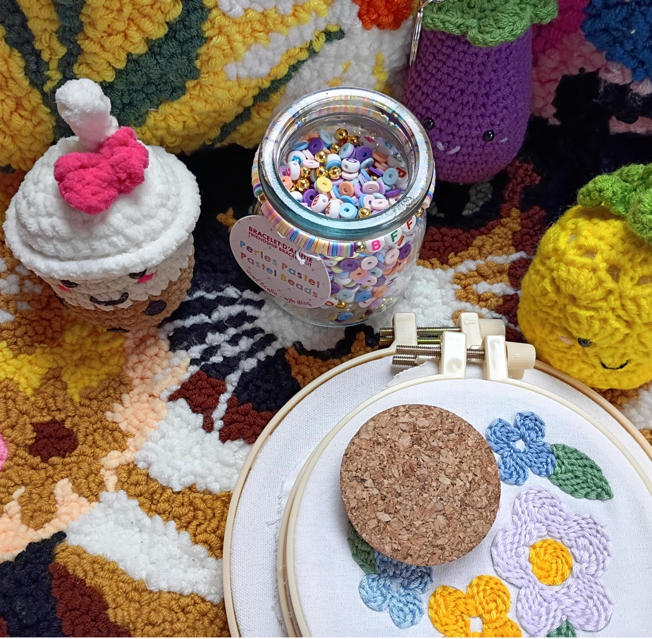 200878 Perlenglas zum Selbermachen mit Schnüren, mehrfarbig, Pastellfarben, Alphabet, Freundschaftsarmband-Bastelset, kreativer Schmuck, Hobby, Bastelprojekte
