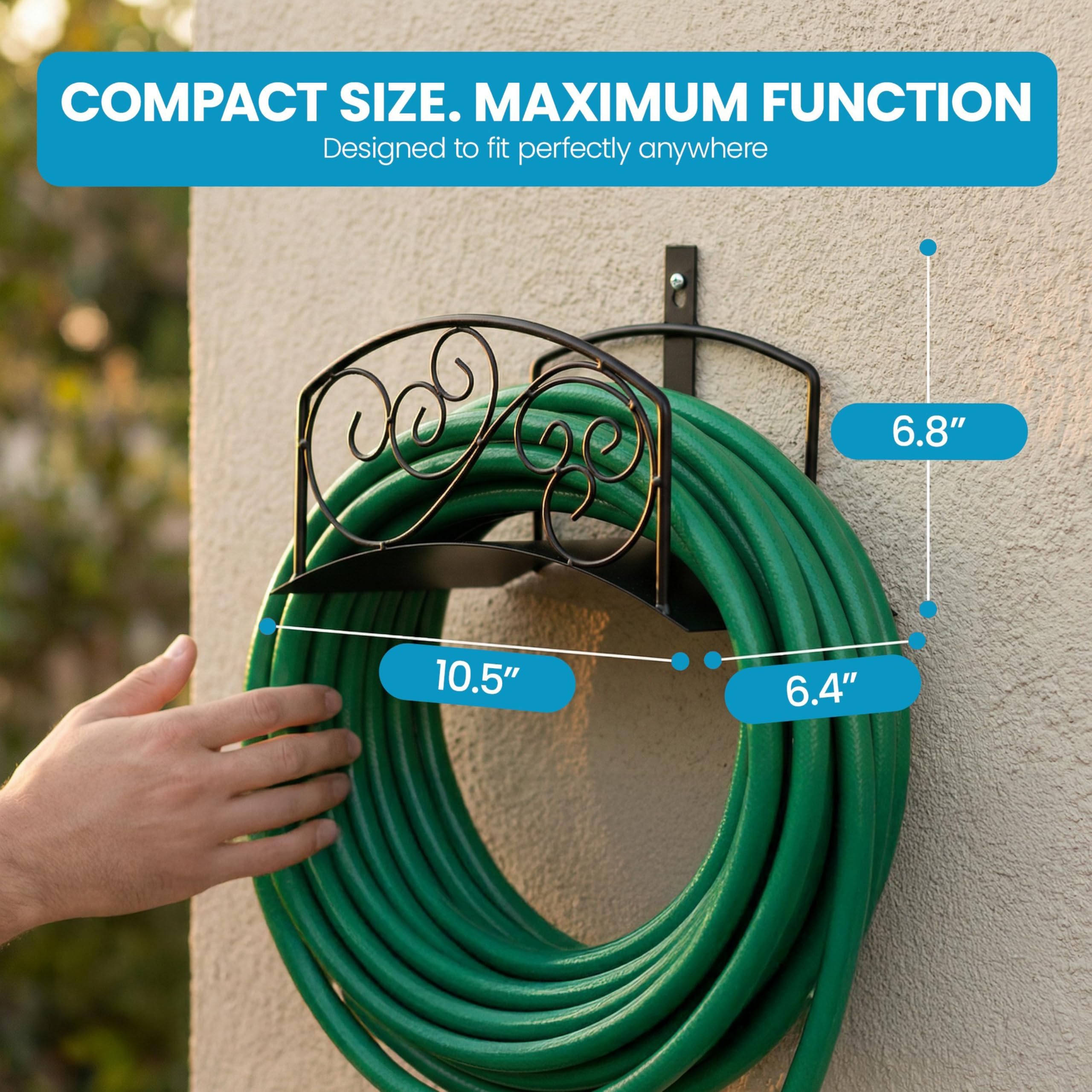 Gardenised Soporte de manguera de metal clásico para montaje en pared, colgador resistente para exteriores y organizador de manguera de agua con ganchos de carrete resistentes y tornillos para patio,