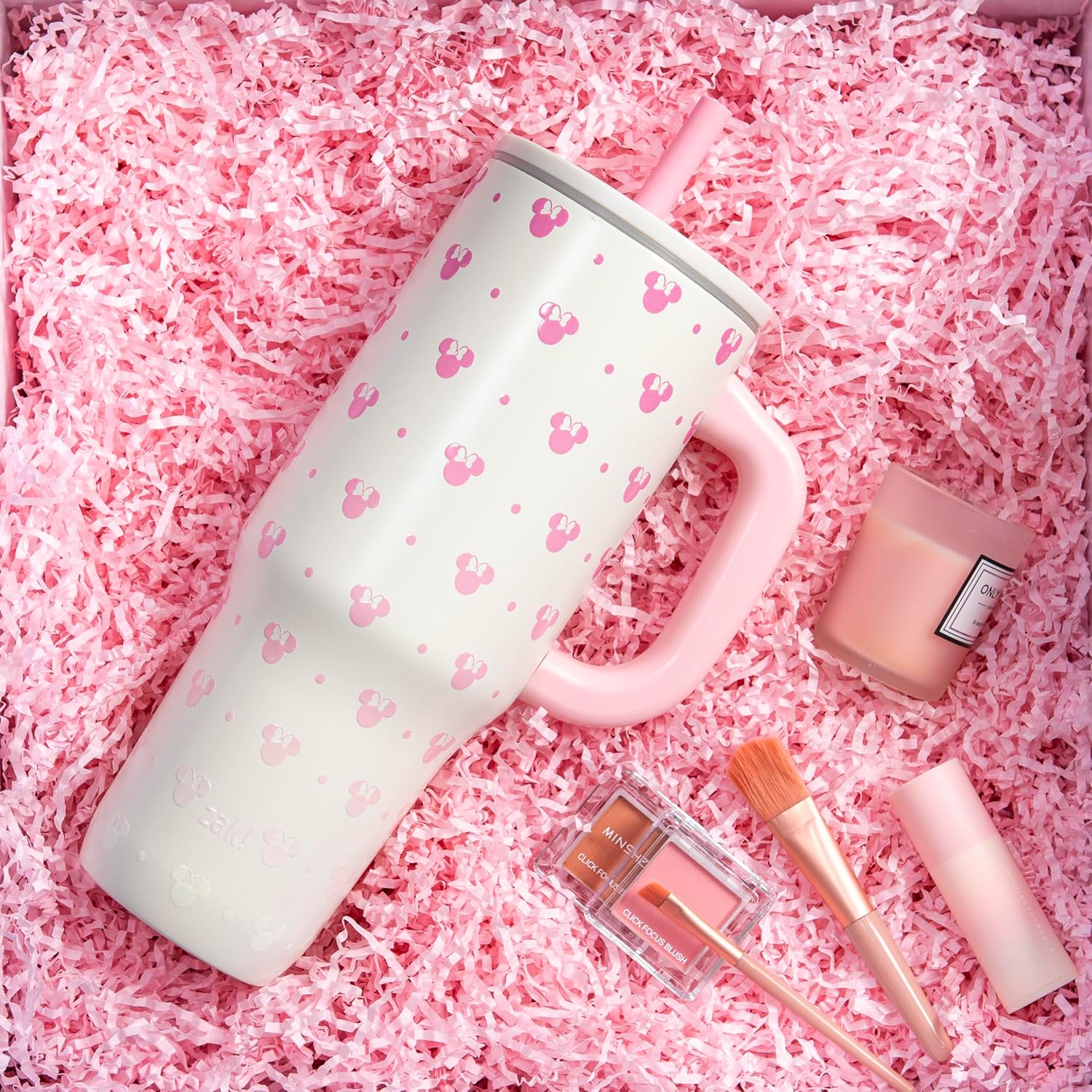 Zak Designs Disney Sutton Travel Tumbler for On the Go or At Home, 40oz Stainless Steel with Vacuum Insulation, Silicone Straw, Carry Handle, and 3D Artwork for Cold Drinks (Minnie Mouse) - Image 11