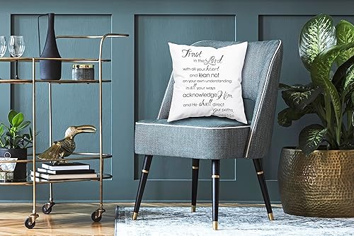 Miniatura 5 de I want to be so full of Christ that if a mosguito bites mit flies away sing there is power in the blood Positive Quote Throw Pillow Covers 18x18