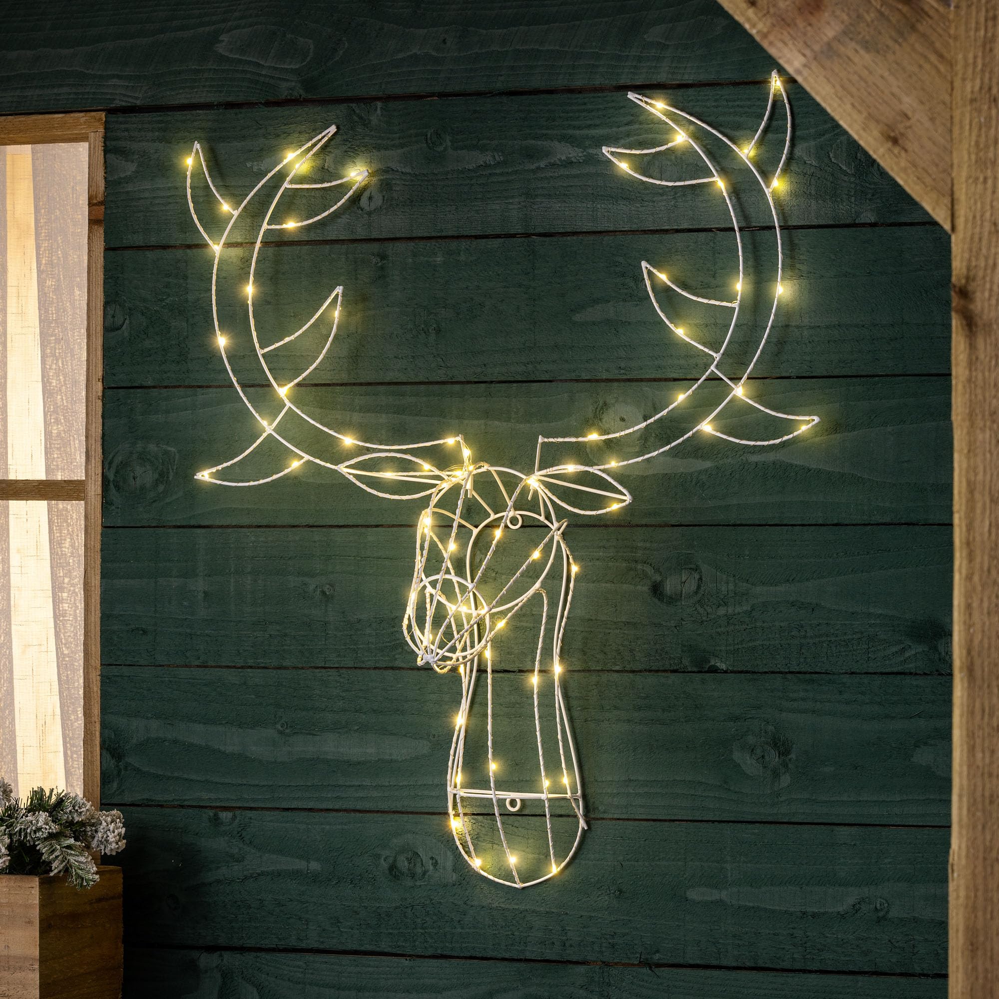 Christow Light Up Stag Head Wall Decoration, Warm White Micro LEDs