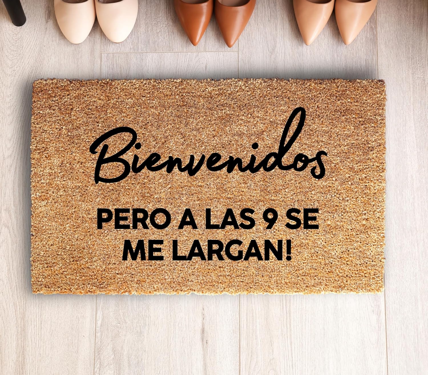 clicked craft Bienvenidos Pero a las 9 Se Me Largan Doormat - Spanish Funny Welcome Mat, Front Door Welcome Rug, Felpudo en Español, Tapete de Entrada