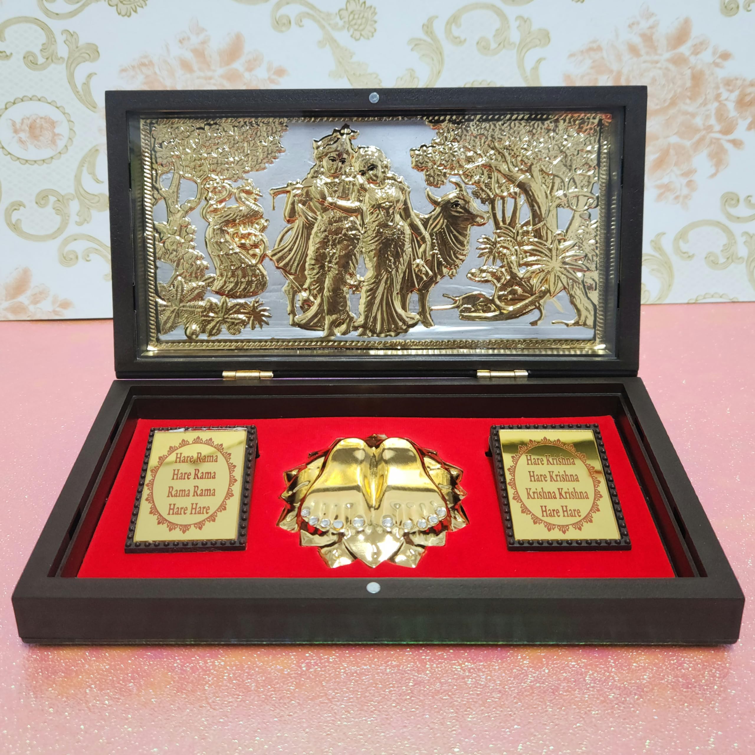 ARNAVIRA Radha Krishna Gold Plated Photo Frame with Charan Paduka Pocket Temple for Diwali Gift,House Warming Gifts Return Gift Puja Box (Radha Krishna)