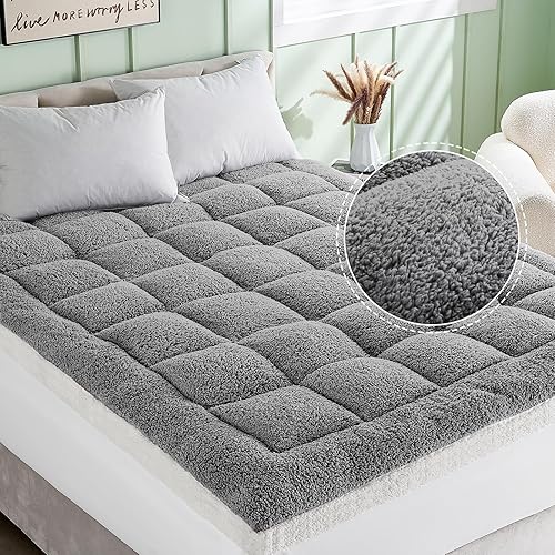 Cymula - Cubrecolchón de tamaño matrimonial, suave sherpa para cama con dolor de espalda, extra grueso, de felpa de lujo, protector de futón con