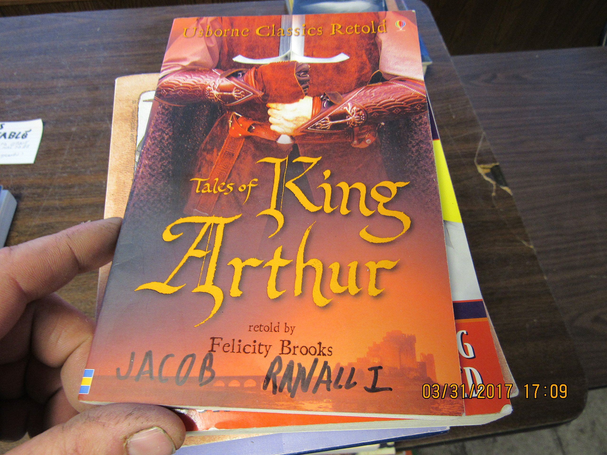 Tales of King Arthur (Usborne Classics Retold)