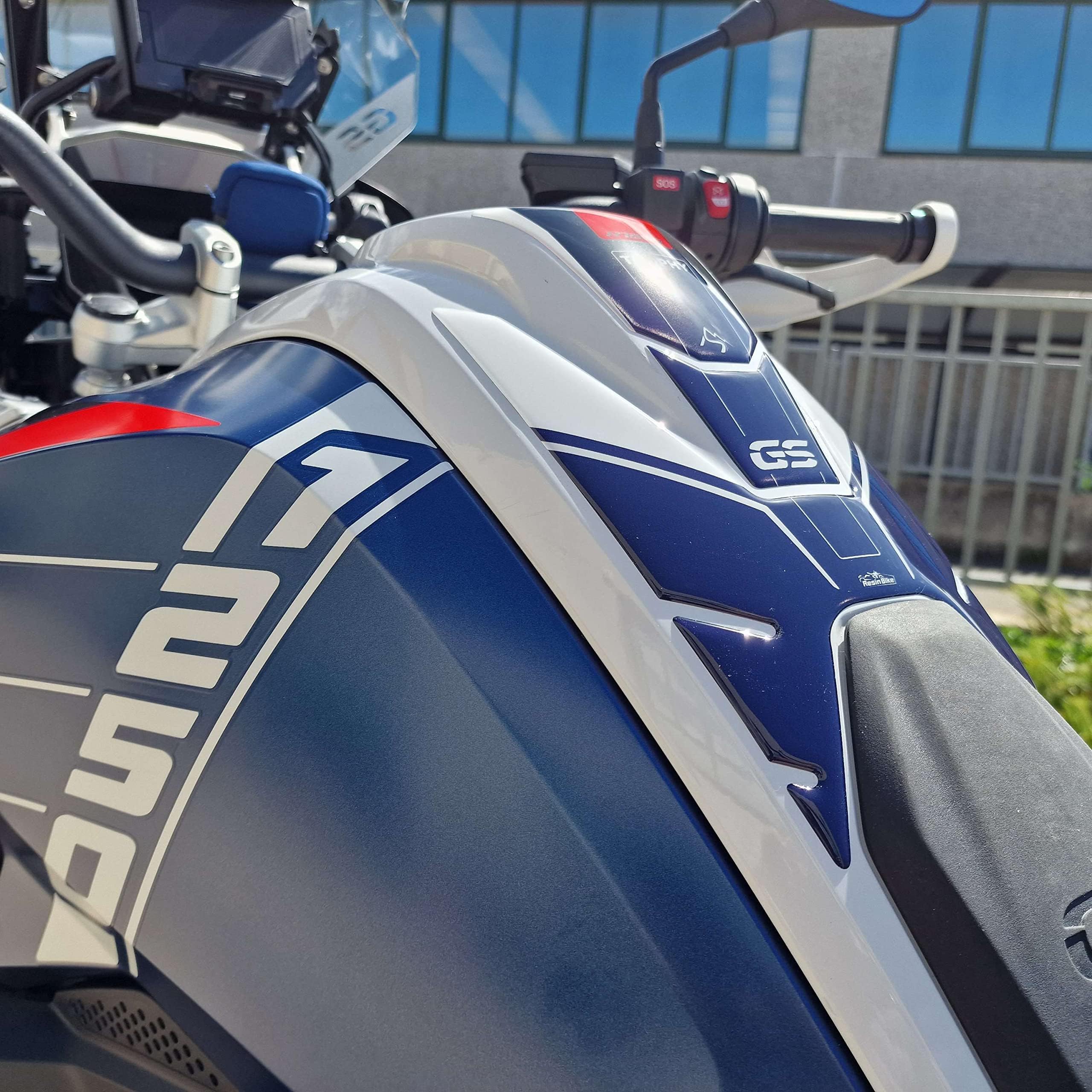 Resin Bike Adesivo Moto Compatibile con BMW R 1250 GS Trophy 2021-2024. Protezione Moto Paraserbatoio da Urti e Graffi. Adesivo 3D Resinato GS 1250 Trophy