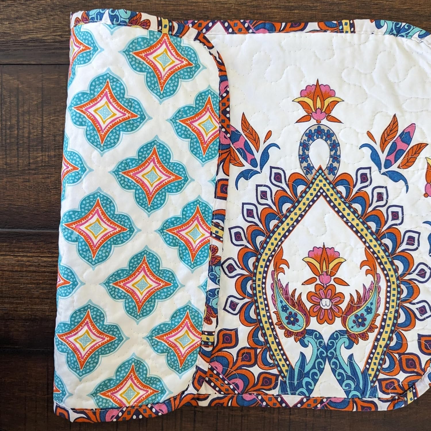 DaDalogy Exquisite Bohemian Rhapsody: Luxurious Reversible Quilted Placemat Ensemble - Artistic Table Protectors - Spill-Resistant Placemat Set - Decorative Dining Mats (13" x 19"), Set of 4