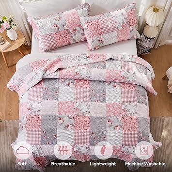 King Size Quilt Set Pink Floral Plaid Quilted Bedspreads Boho Bedding Sets | 3-Piece Rversible Quilted Coverlet Lightweight Comforter Set Bed Sheet Cover Blanket with 2 Pillow Shams for All Season