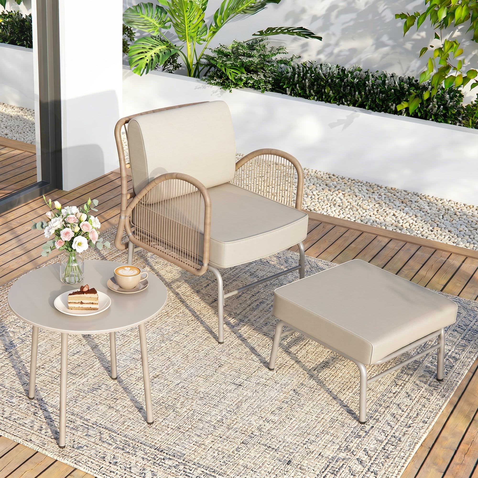 ALAULM 3-teiliges Rattan-Sitzgruppe, Outdoor Garten-Relaxsessel mit Hocker und rundem Couchtisch, Gepolstertes minimalistisches Bistro-Set für Balkon, Garten, Hinterhof & Terrasse (Khaki)
