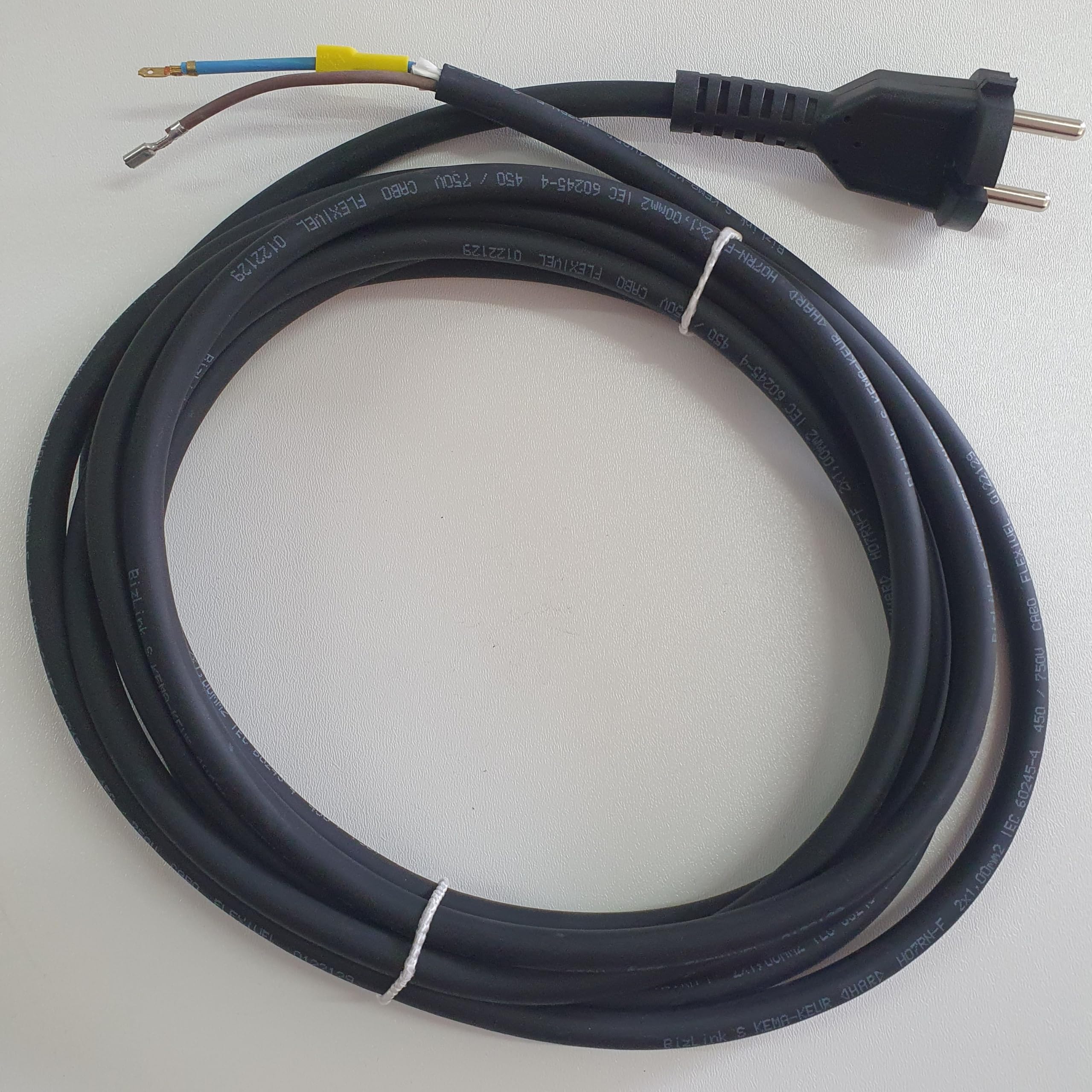 Cable de red MX 1600/2 Euro de 4,2 m para mayor alcance y estabilidad 2