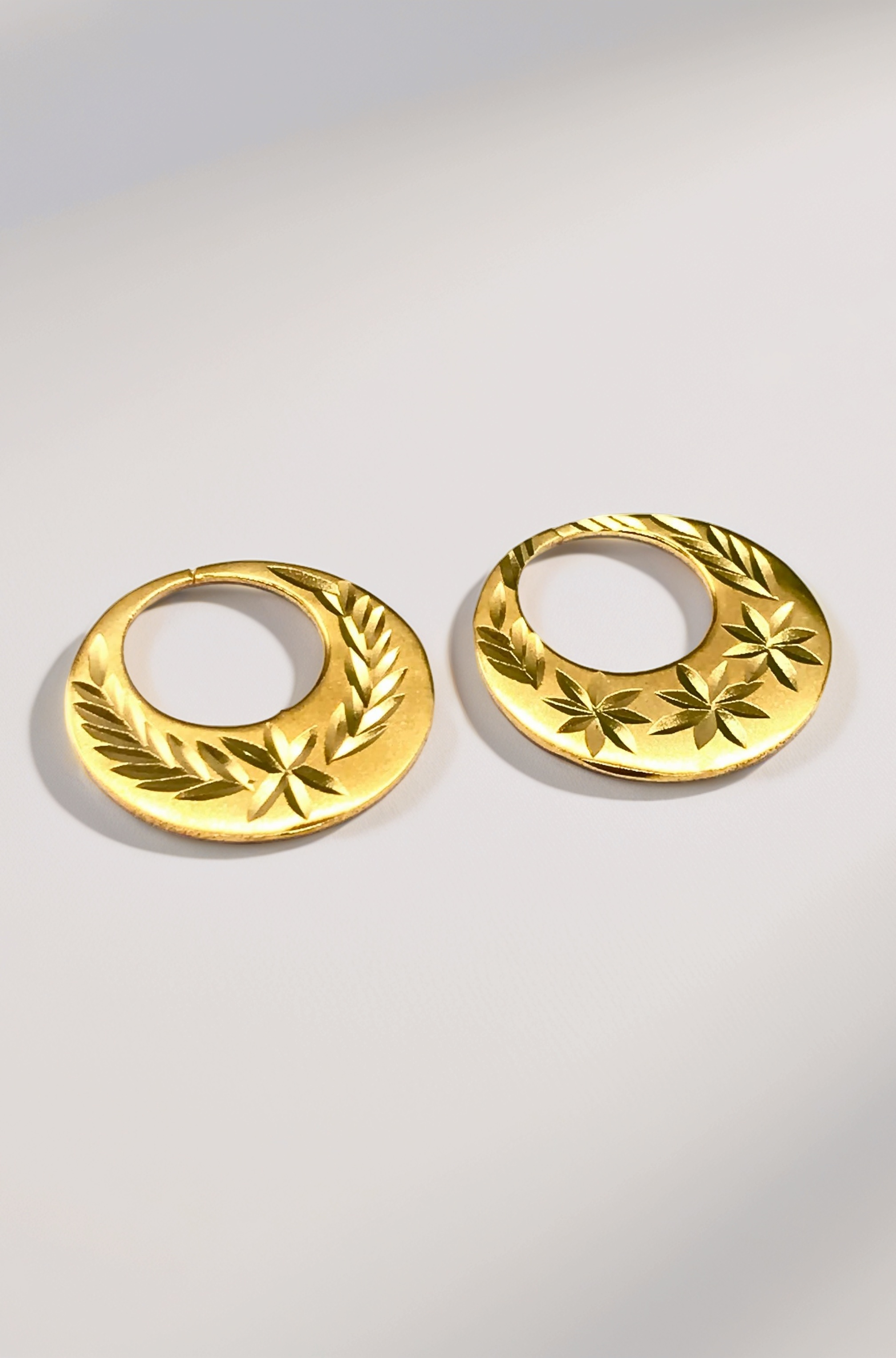 1 Micron 22K Gold Plated Nattiyan Earrings For Men's Panjabi Boy | Gold Plated Brass Material Golden Hoop Studs Earrings Bali For Mens Fashion's