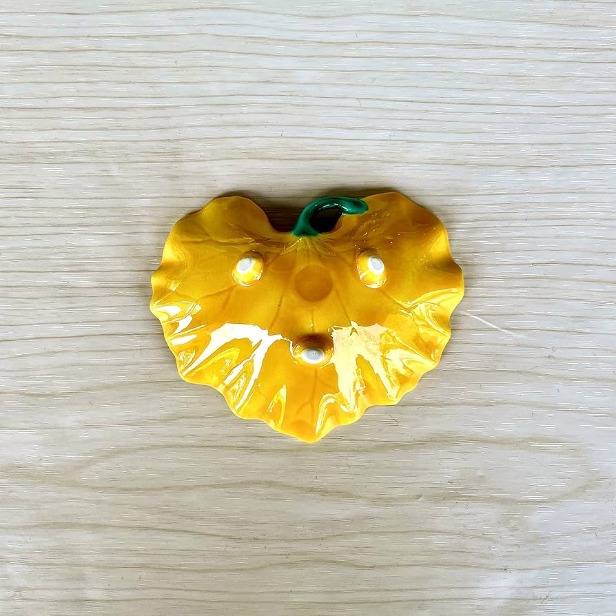 有田焼　黄交趾煮物碗 有田焼 黄交趾煮物碗 黄交趾 菊型千代口 | 有田焼・波佐見焼の