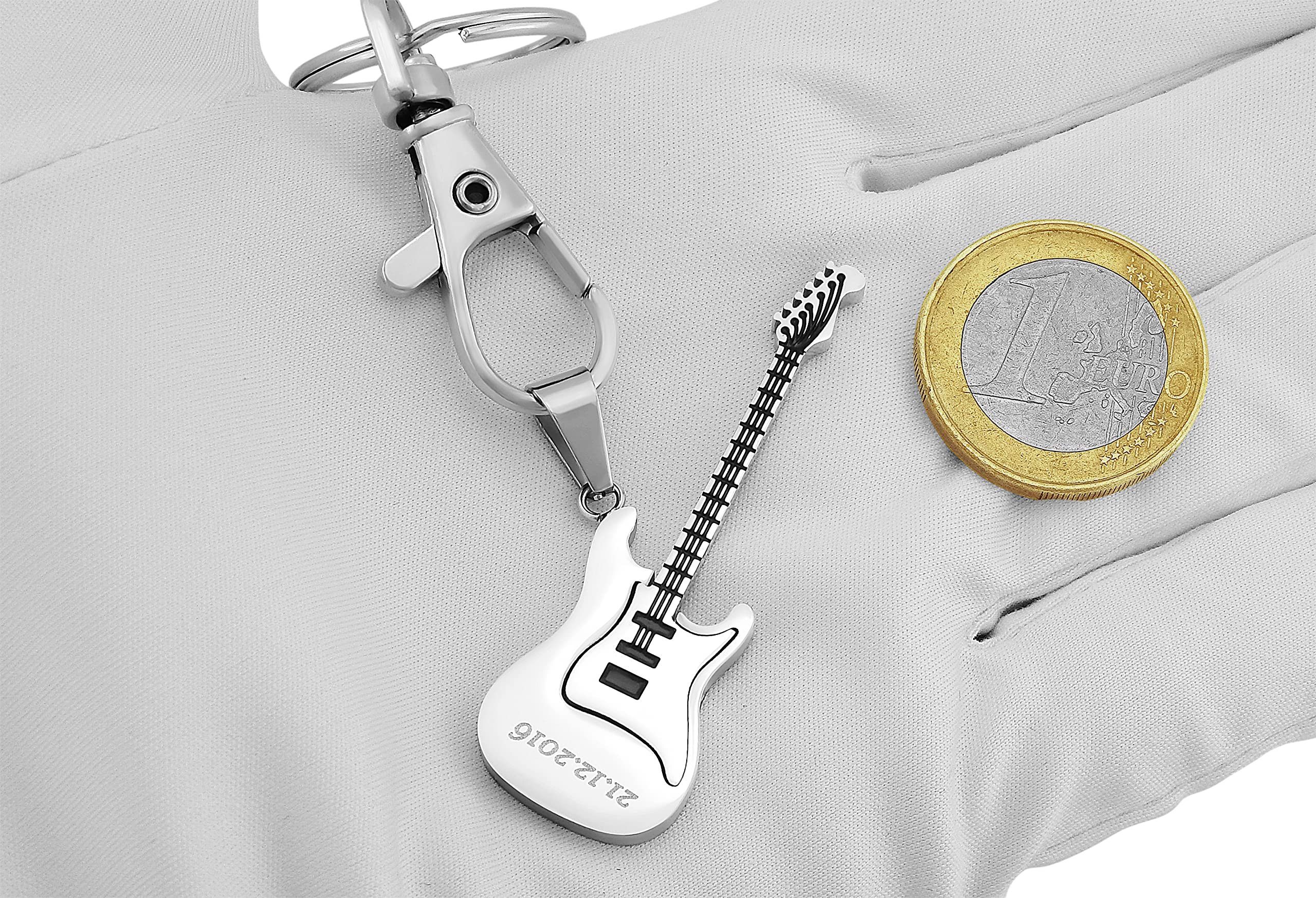 Schlüsselanhänger personalisiert E-Gitarre für Musiker | Schlüsselanhänger mit Gravur Edelstahl silber | Personalisierte Geschenke für Mama Papa | Schlüssel Anhänger Text Name Datum