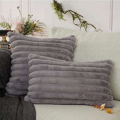 Miniatura 5 de YOUR SMILE Juego de 2 fundas de almohada decorativas de terciopelo suave y acogedora a rayas, piel sintética de conejo, decoración neutra moderna