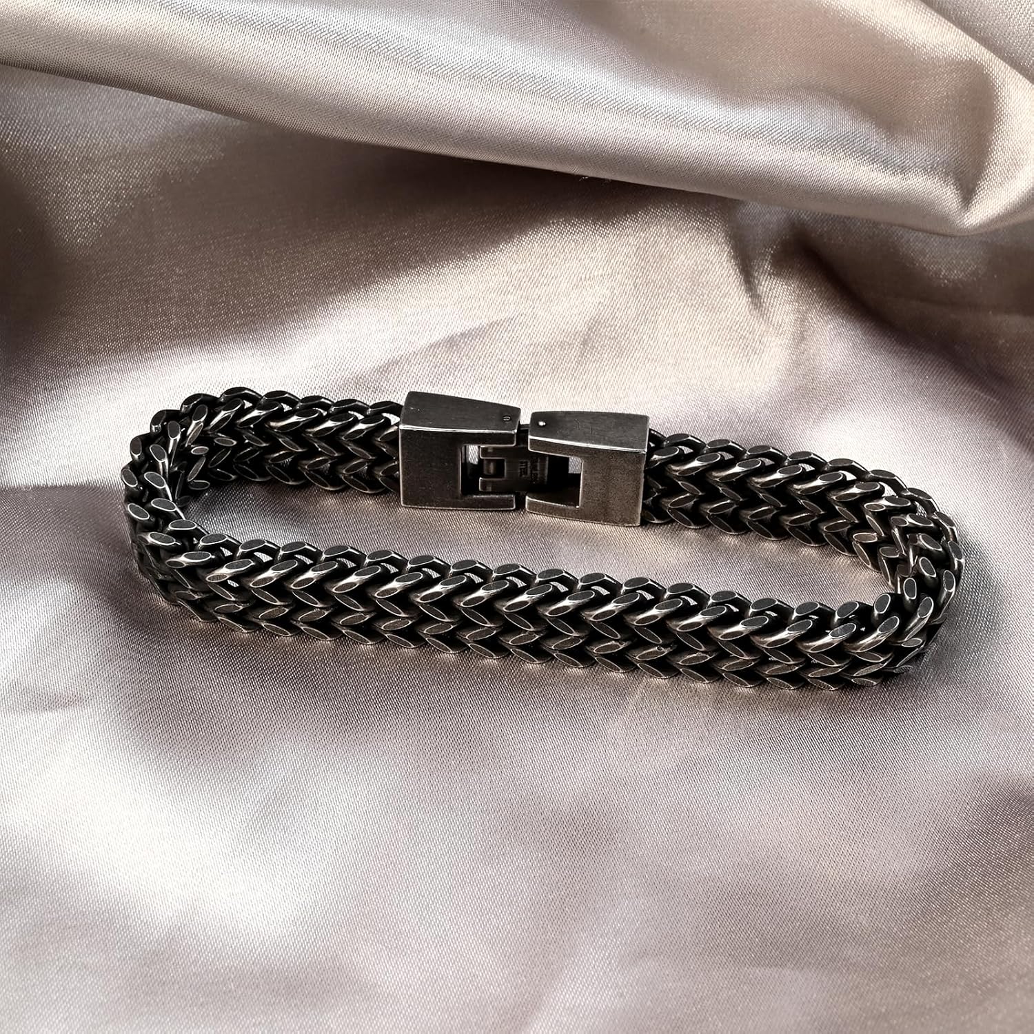 Chunky Stainless Steel Cuban Link Bracelet for Men Black Clasp Franco Chain Bracelet - Image 7