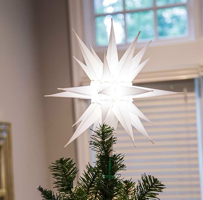 outdoor lighted tree topper