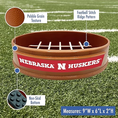 Miniatura 201 de NCAA Super-Bowl Iowa Hawkeyes - Cuenco para perros de alimentación lenta con diseño de fútbol para una digestión saludable. Cuenco antideslizante