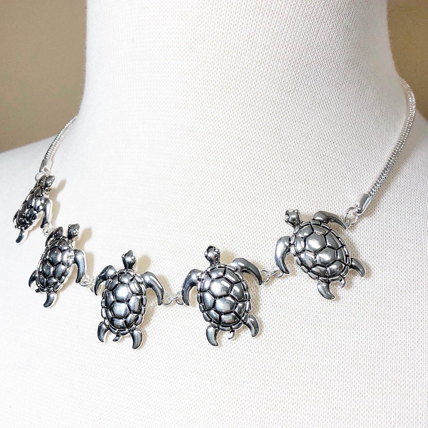 Gypsy Jewels Simple Sealife Nautical Boutique Necklace & Earrings Set (5 Silver Tone Sea Turtles)