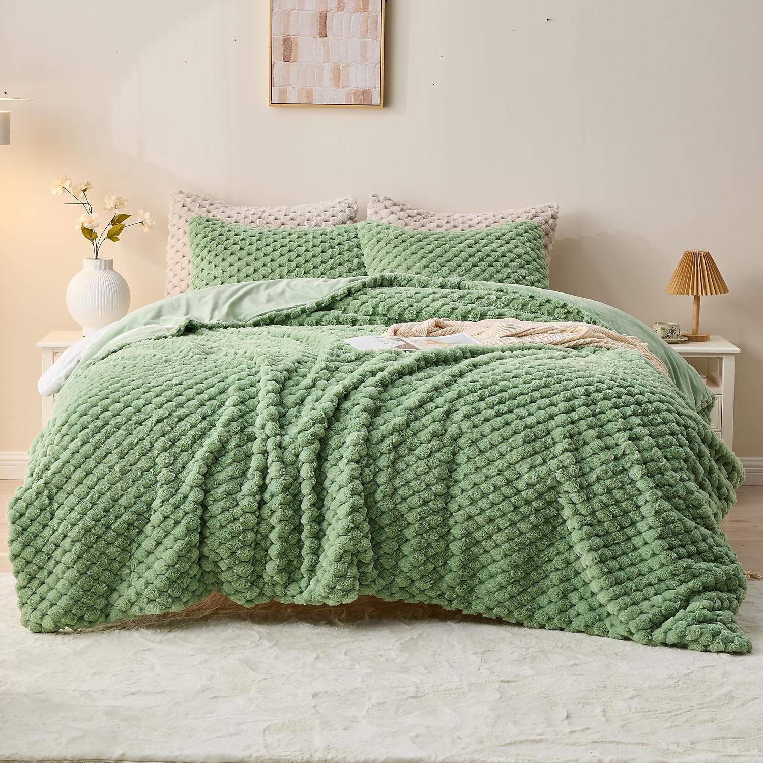 Simple&Opulence Fluffy Faux Fur Comforter Set, Plush Fuzzy Minky Bedding Set, 3 Pieces Warm Soft Comforter Bedding Set for Winter - 1 Shaggy Comforter with 2 Pillow Shams(Queen, Grid - Green)