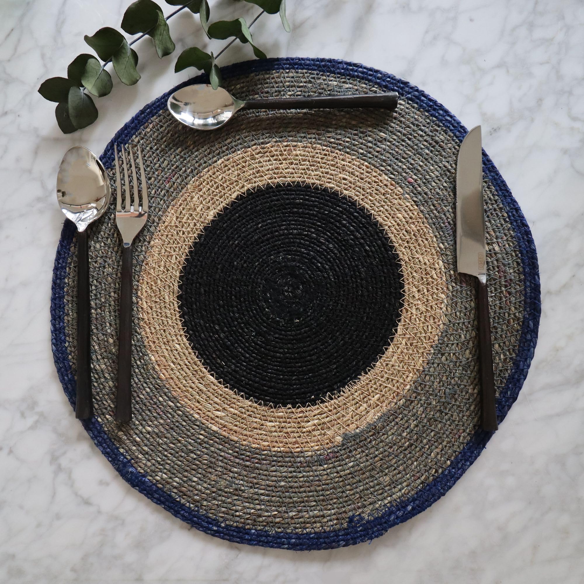 NOVASTYL - Lot 6 Sets de Table Luna Rond 38cm en jonc de mer Naturel et Bleu - 5014065