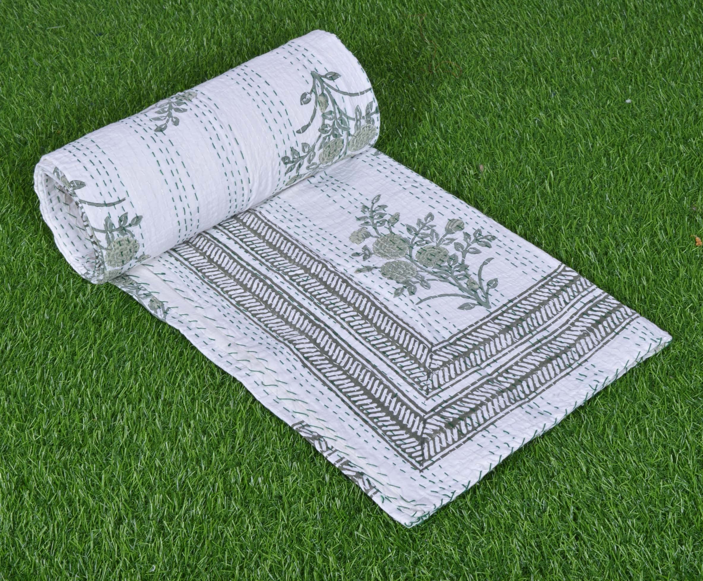 YUVANCRAFTS Indian Block Print Kantha Quilt Queen Size Cotton Throw Bedspread Blanket Bed Cover Vintage Boho (90 X 108 Inch, Green)