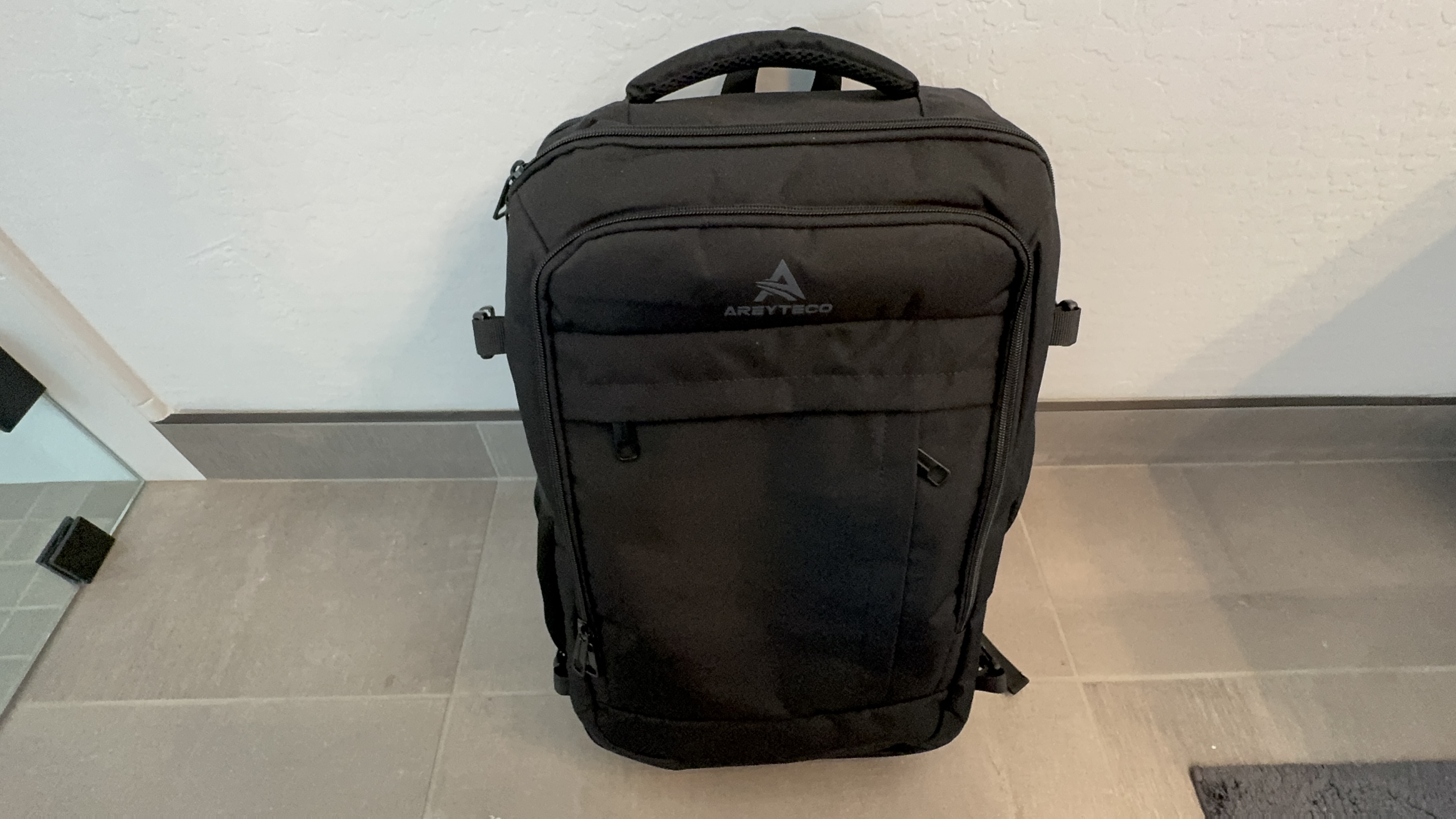 50l travel backpack revenue Watch AREYTECO 50L Travel Backpack Large Carry-On for Trips on Amazon Live