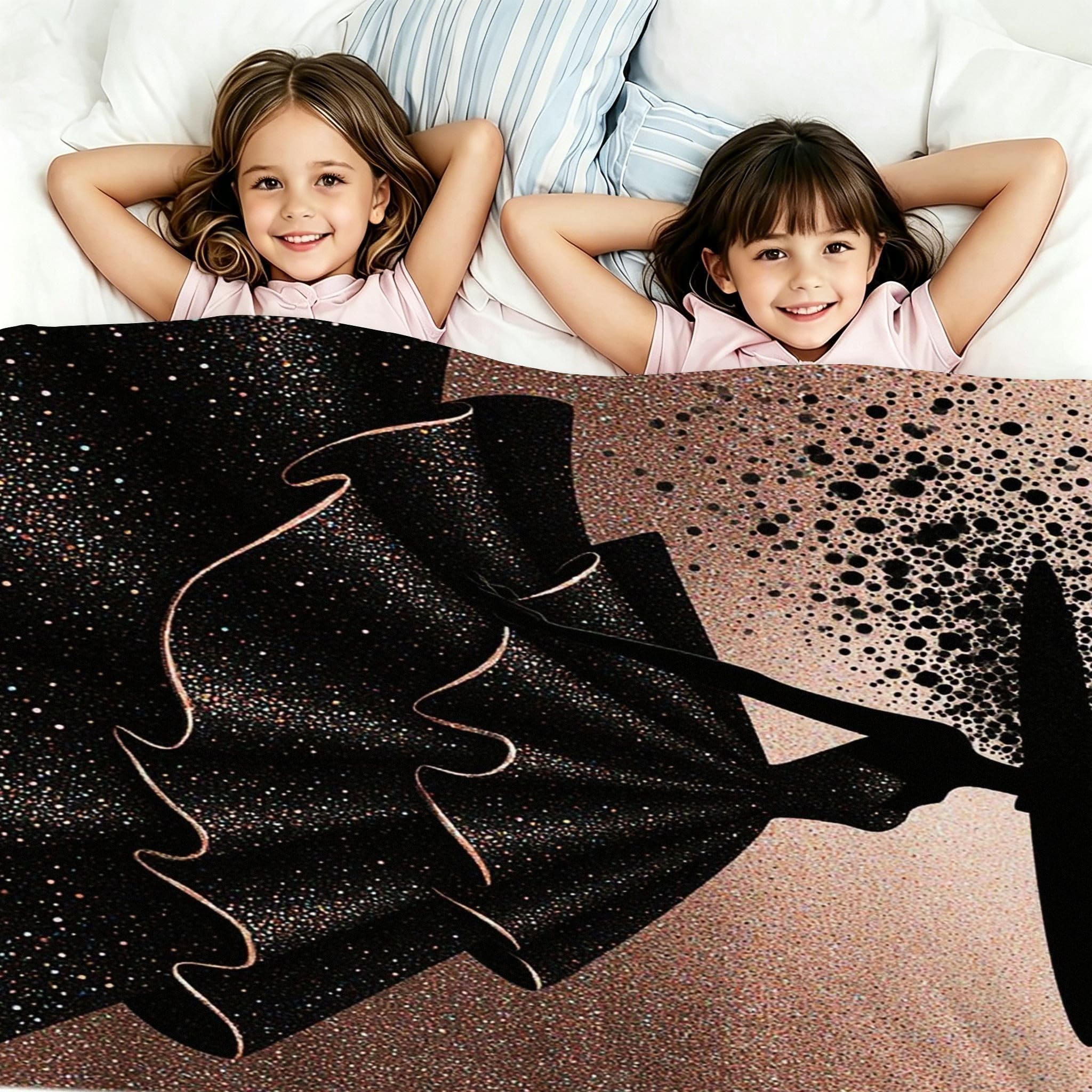 Coperta Pile Matrimoniale 240x260 cm Ragazza Nera, Coperta XXL Super Morbida Multiuso Come Copriletto o Plaid da Salotto, Calda e Leggera, Protezione dal Freddo, AW6918