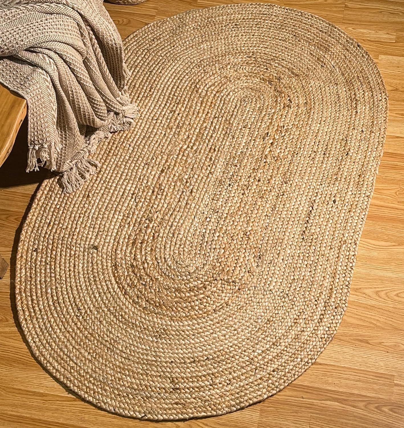 The Home Talk Jute Braided Boho Oval Throw Rug 91 x 152 cm(3x5 ft), Natural Jute, Artisanal Bohemian Handcrafted Home Décor, Perfect for Kitchens, Study, dorms, Living Rooms, Bedroom or Dining Room — image 1