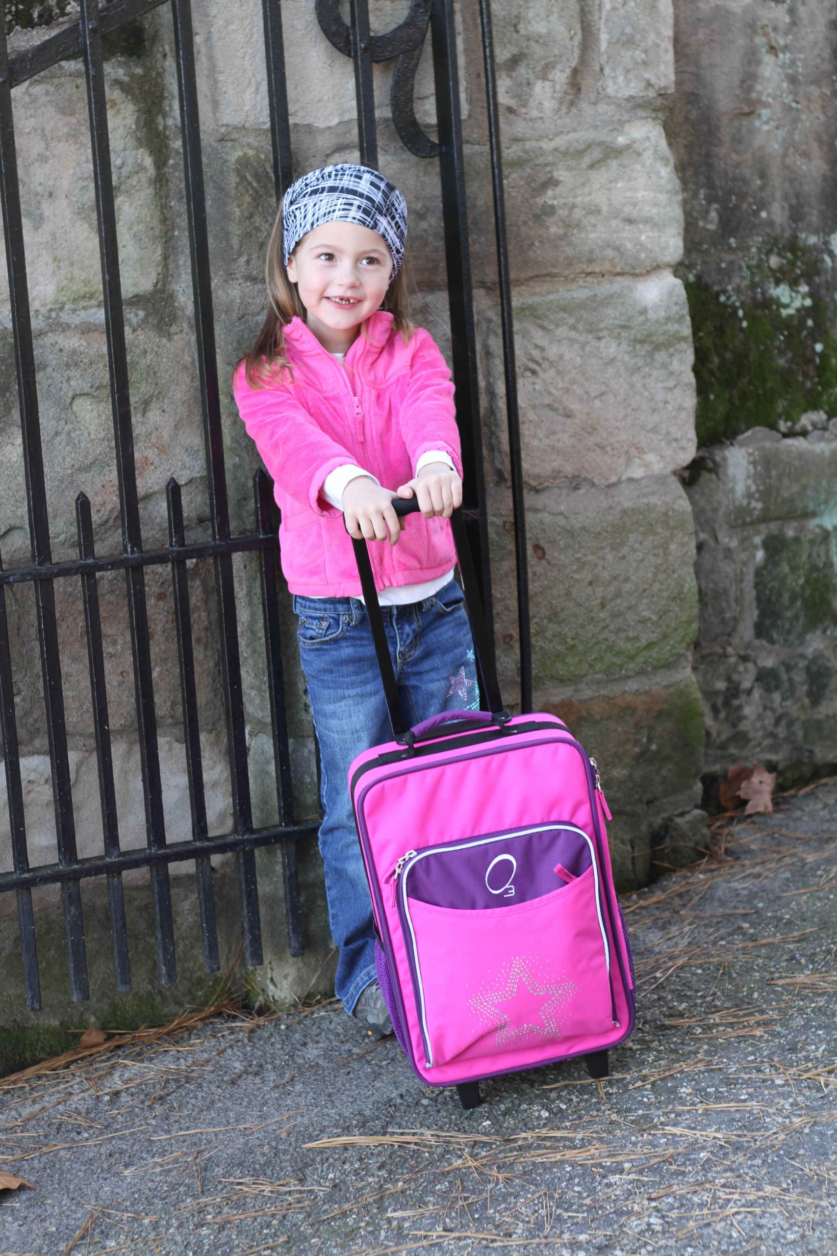 Obersee Kids Travel Suitcase with 