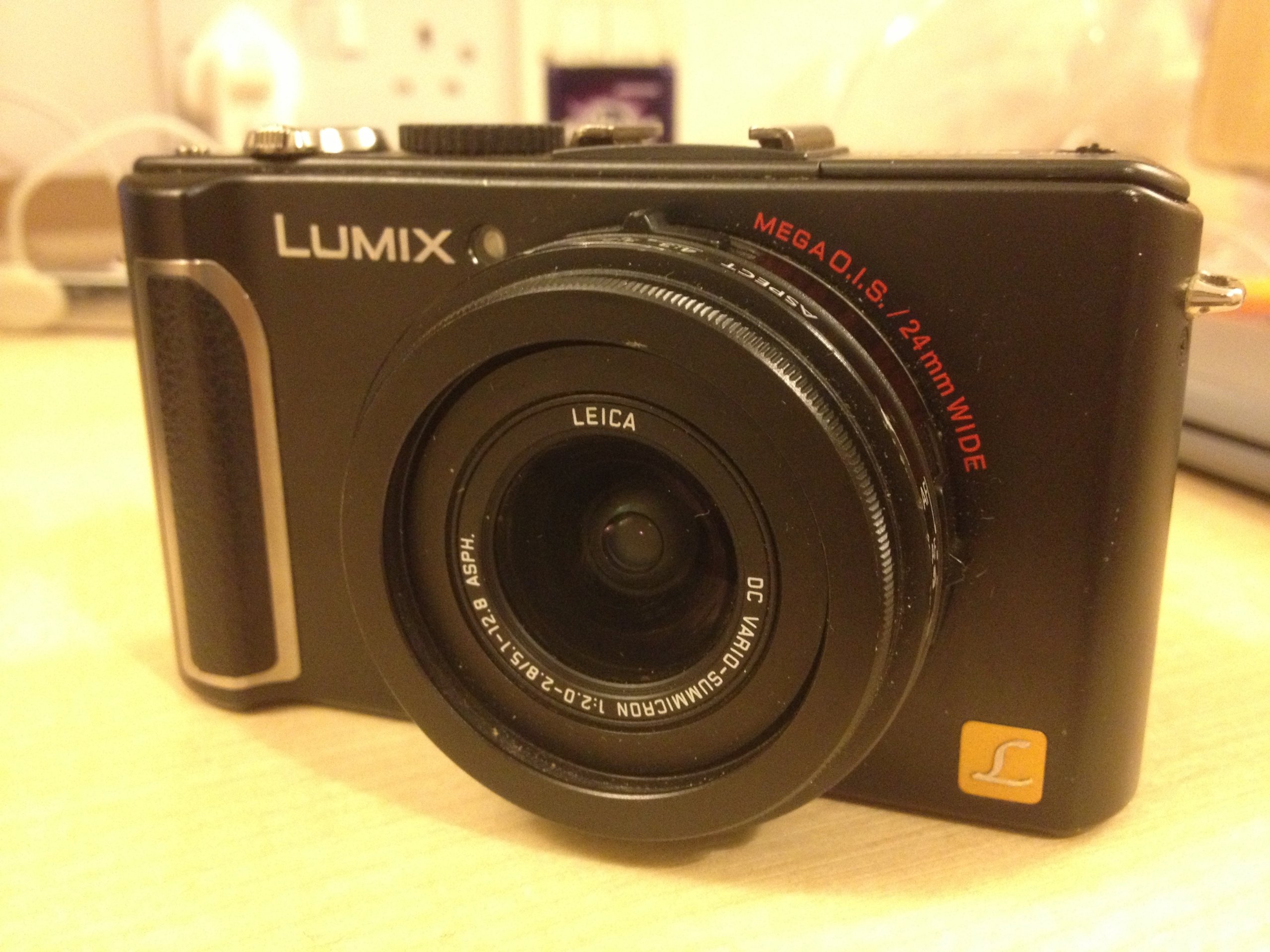Panasonic DMCLX3 Digital Camera - Black (10MP, 2.5x Optical Zoom