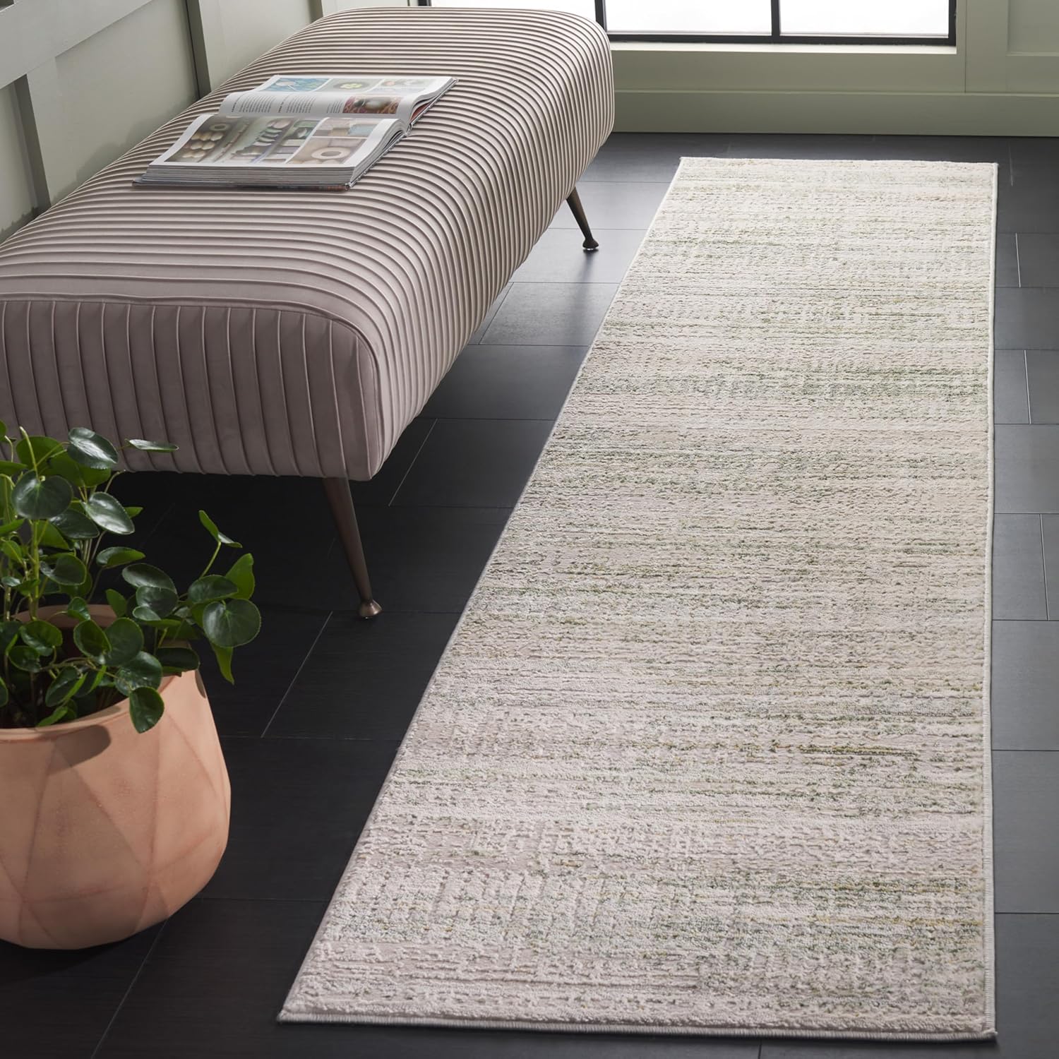 SAFAVIEH Prestige Collection Area Rug - 2'3" x 6' Runner, Ivory & Light Green, Non-Shedding & Easy Cleaning, Ideal for Living Room, Hallway, Foyer, Entryway, Bedroom (PTE128B)