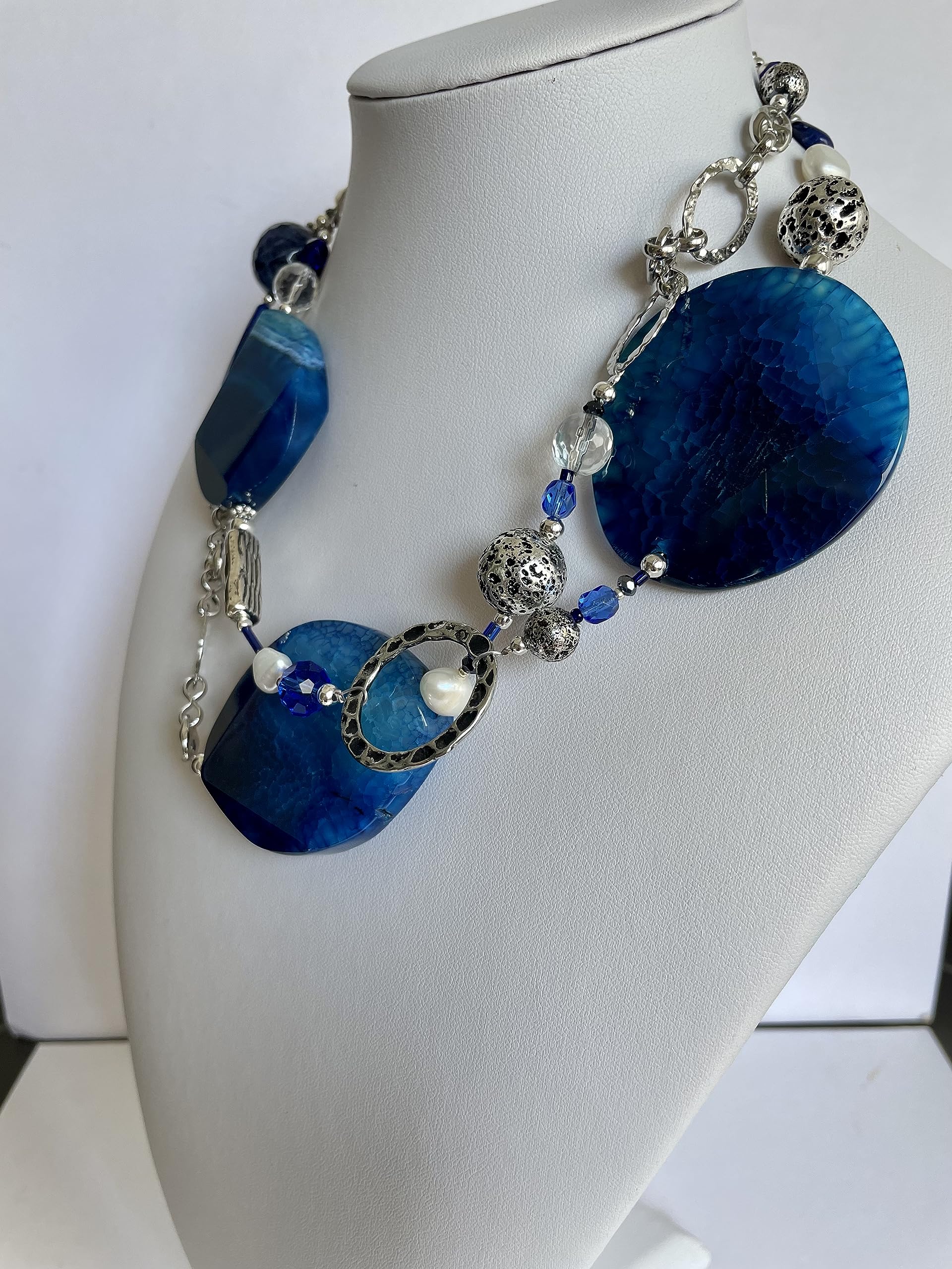 Collana Blu lunga in Pietre dure "NOTTE DI VELLUTO"