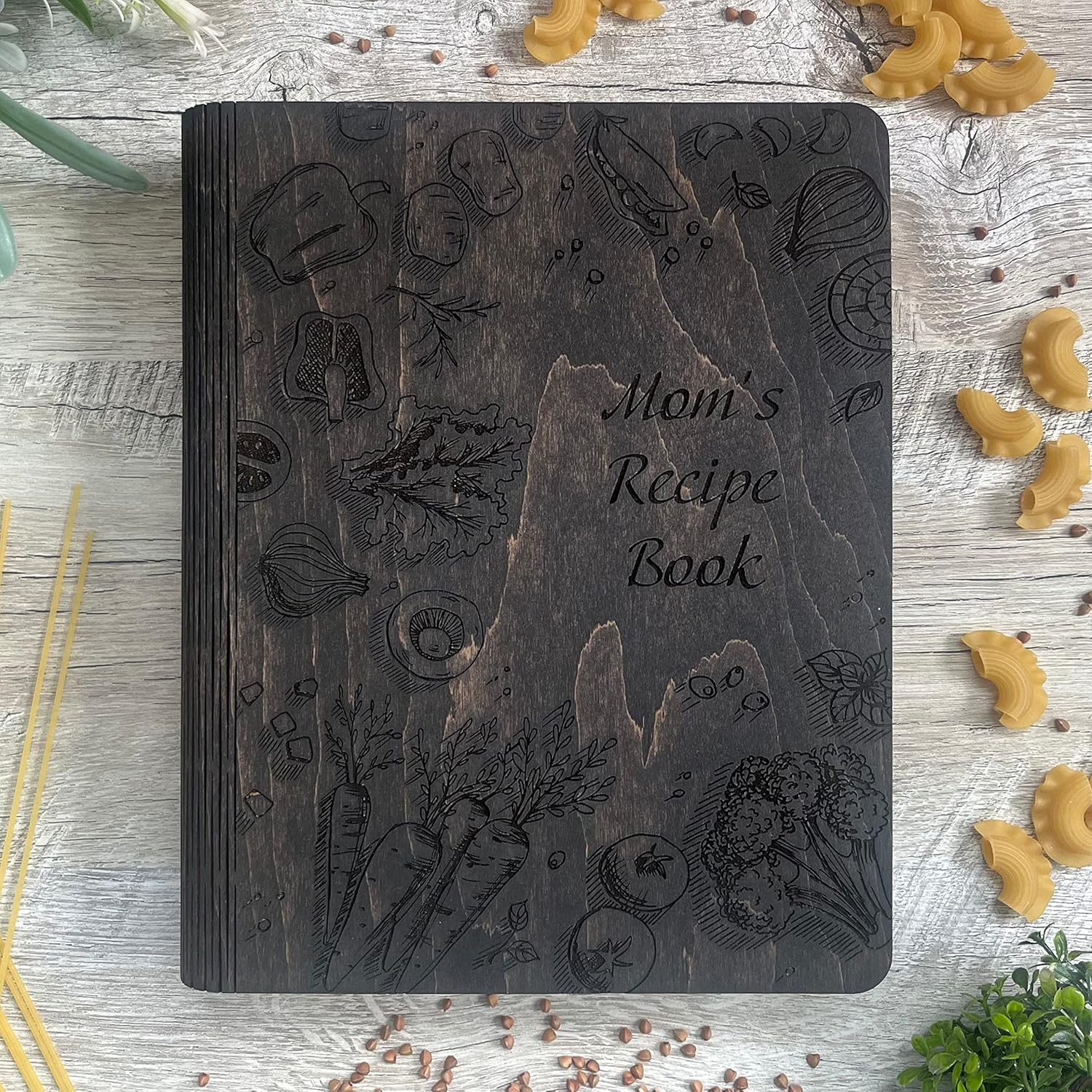 Personalized Wooden Recipe Book - The Perfect Storage Solution for Your Culinary Creations - Keep your favorite recipes organized and easily accessible with this beautifully wooden cookbook (Option5)