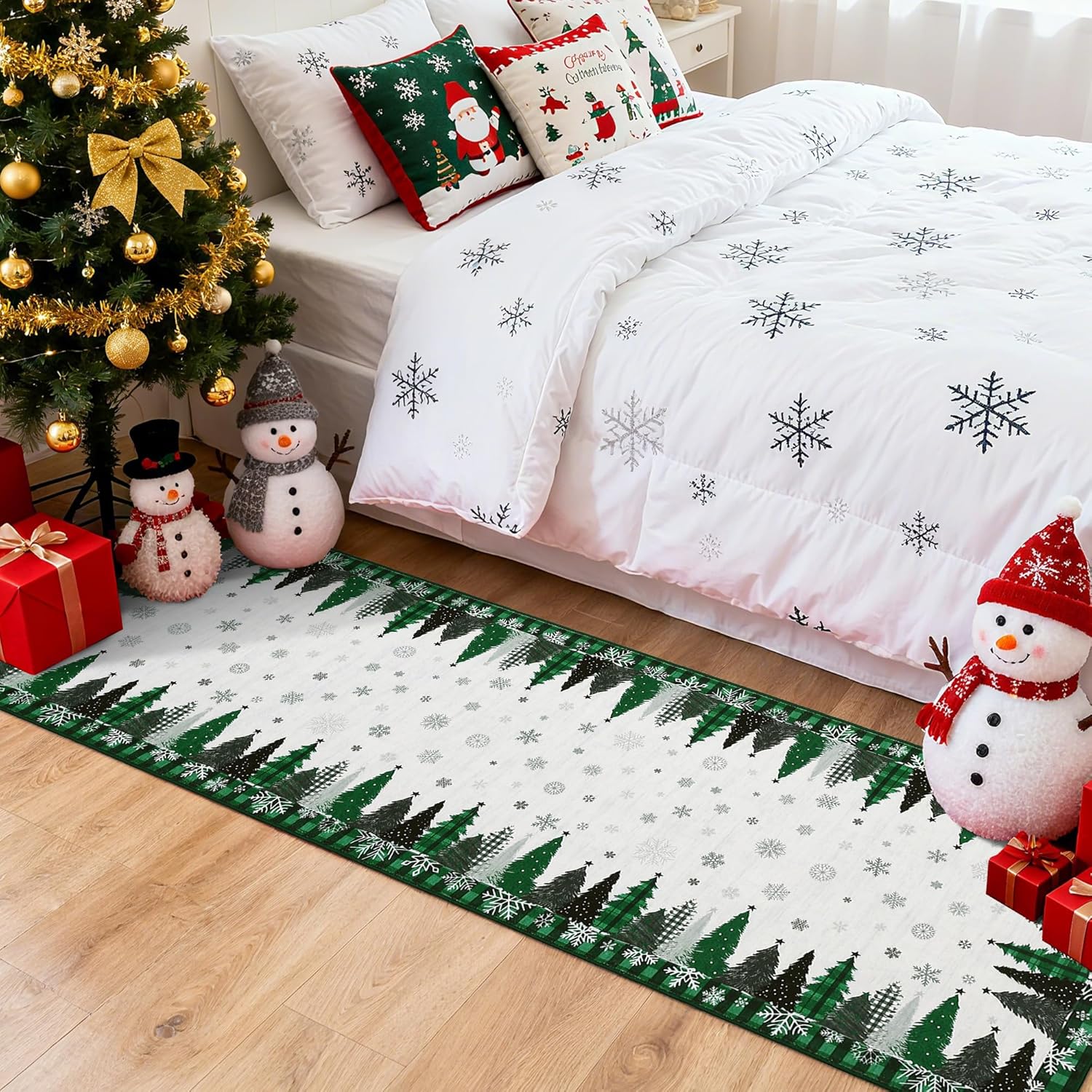 2x8 Christmas Runner Rug Washable Rugs Runners for Hallway Christmas Tree Rug Non Slip Stain Resistant Door Mats Low Pile Non Shedding Soft Carpet for Bathroom Kitchen, Green