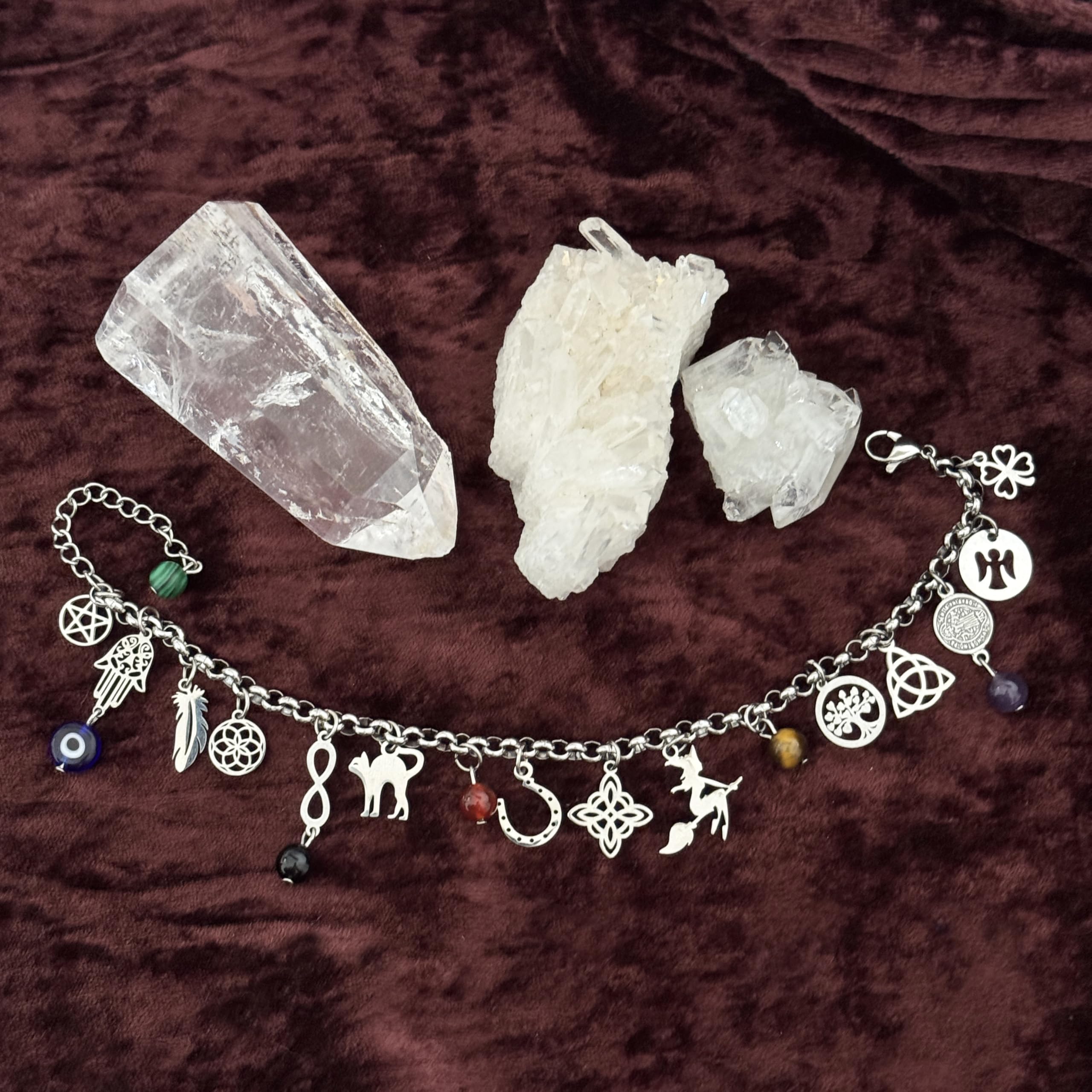 Simboliks Pulsera con Amuletos de acero inoxidable, protección contra el mal de ojo y hechizos, Buena suerte, Brazalete de Bruja, Amuleto de Brujas, Talismán, Protegida contra todo mal