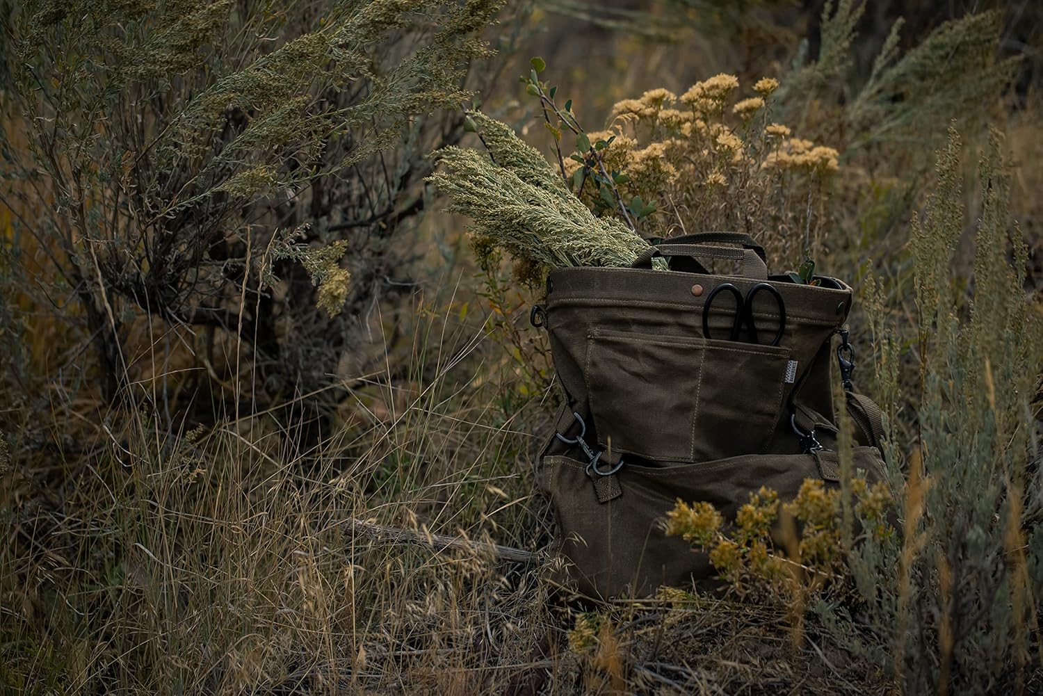 Barebones Harvesting and Gathering Bag - Foraging, Harvest and Fruit Picking Bag with Convertible Straps - Water-Resistant Waxed Canvas Gardening Tool Bag (Dark Khaki) - Image 8
