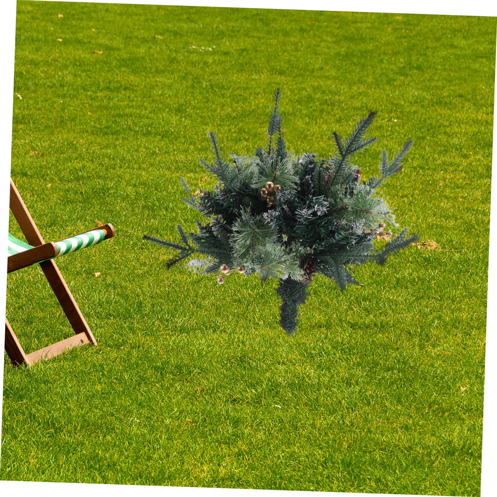 Cabilock Decorazioni Natale Esterne con Pigne Riempitivo per Urne e Fioriere Rami di Pino Finti Picchetti Natalizi per Giardino Decorazione Albero Natale Resistenti Intemperie