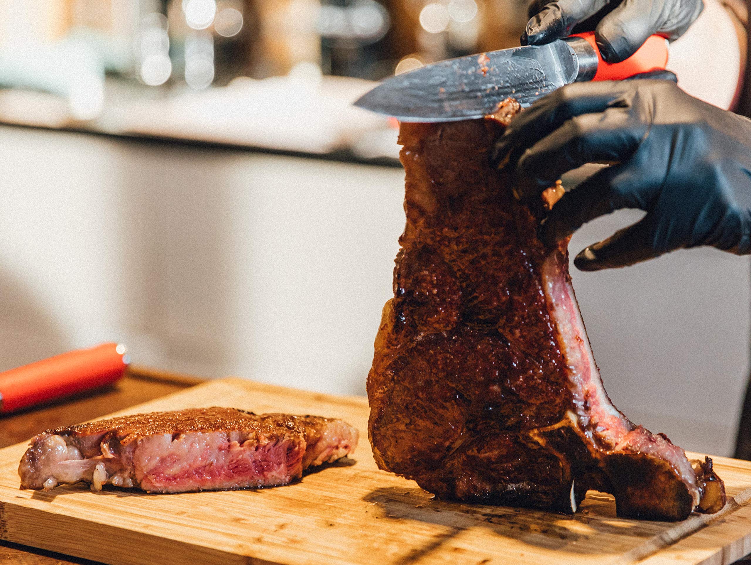 T-Bone-Steak (700g) Dry Aged - großes Steak mit Roastbeef- & kleinem Filetanteil zum Grillen oder Kurzbraten