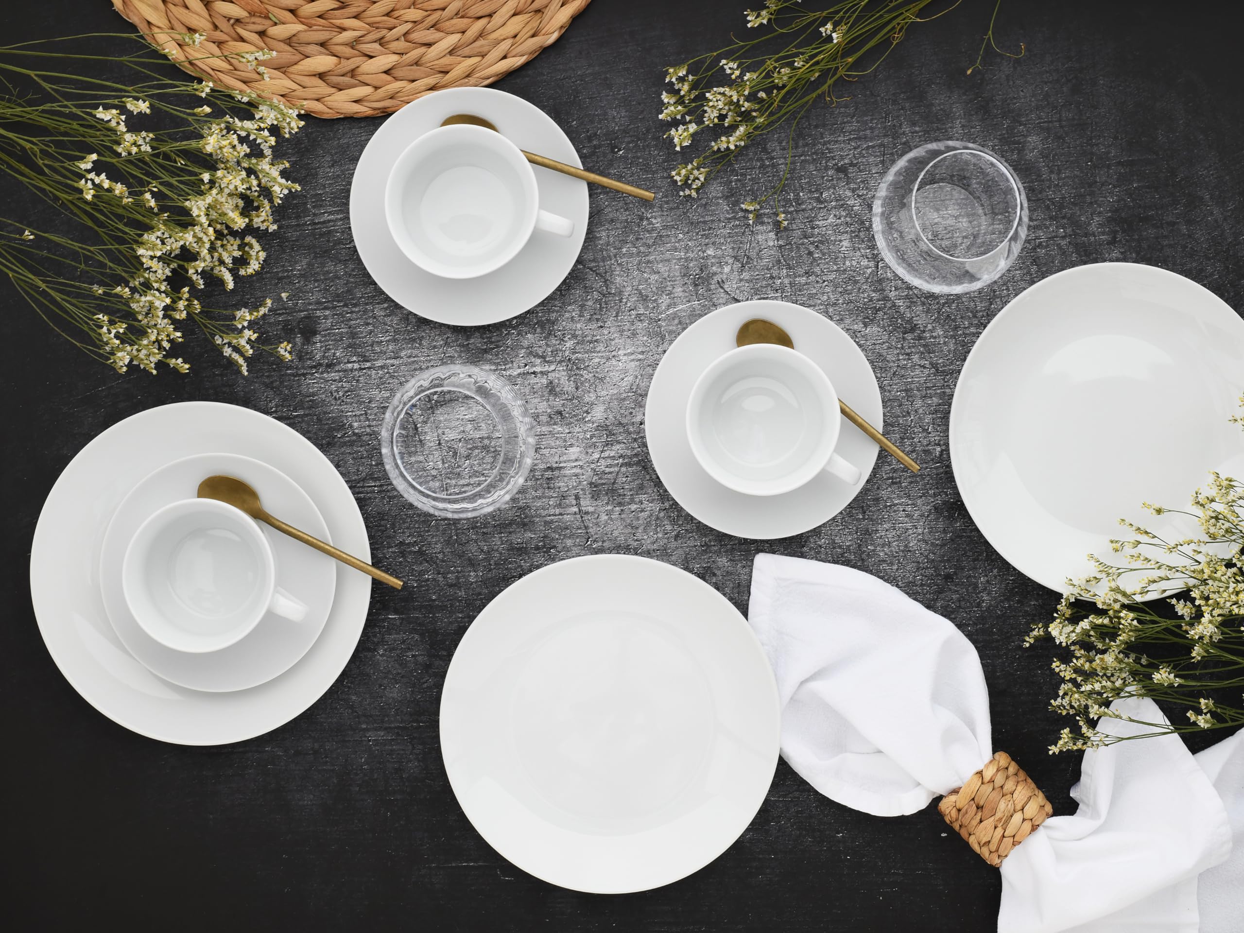 CreaTable, 22700, Serie LUNA weiss, 80-teiliges Geschirrset für 8 Personen, Kombiservice aus Porzellan, spülmaschinen- und mikrowellengeeignet, Qualitätsproduktion