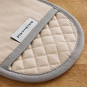 KitchenAid Asteroid Pot Holder 2-Pack Set, Milkshake Tan, 6.5"x10"