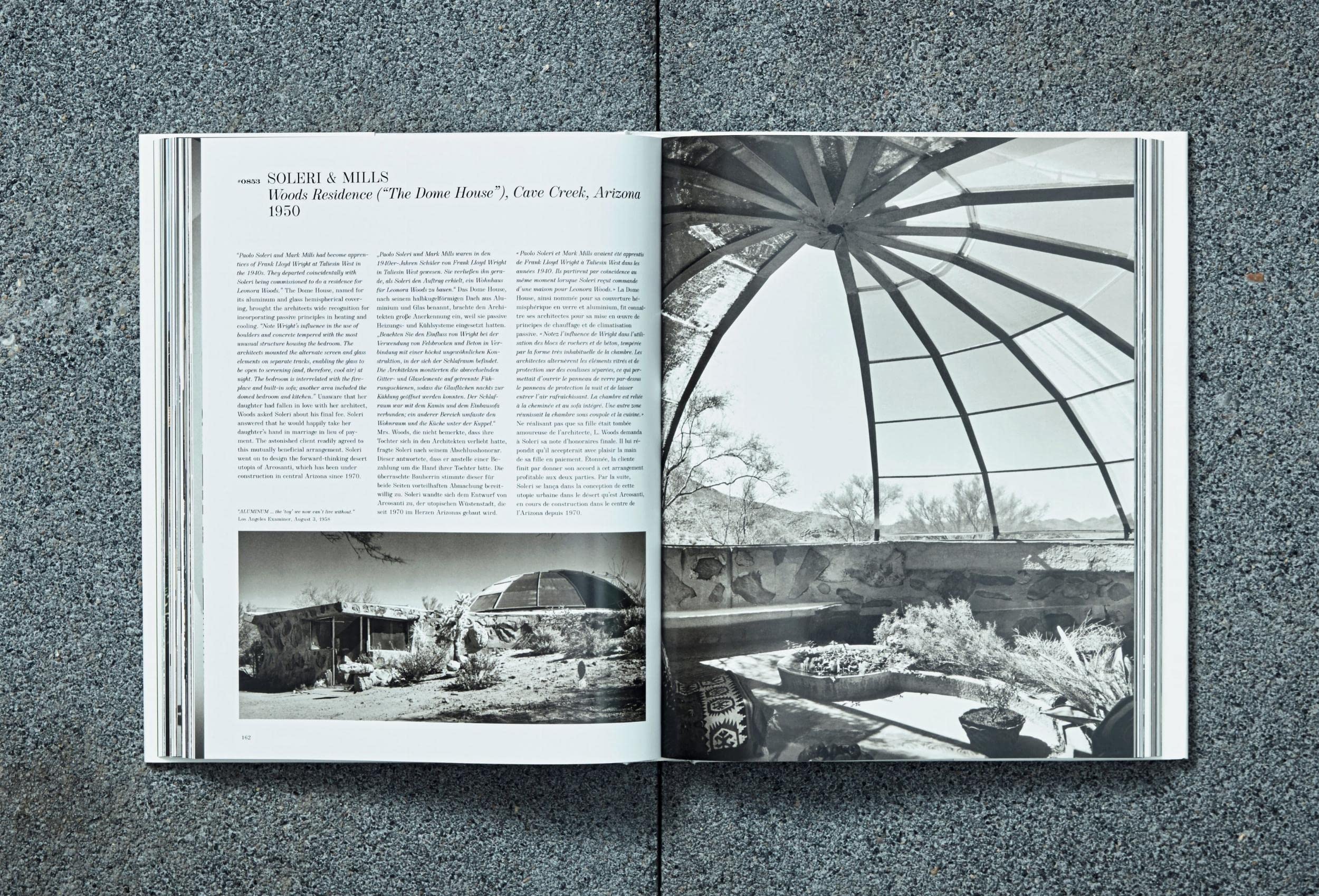 Julius Shulman. Modernism Rediscovered (3 vol.)