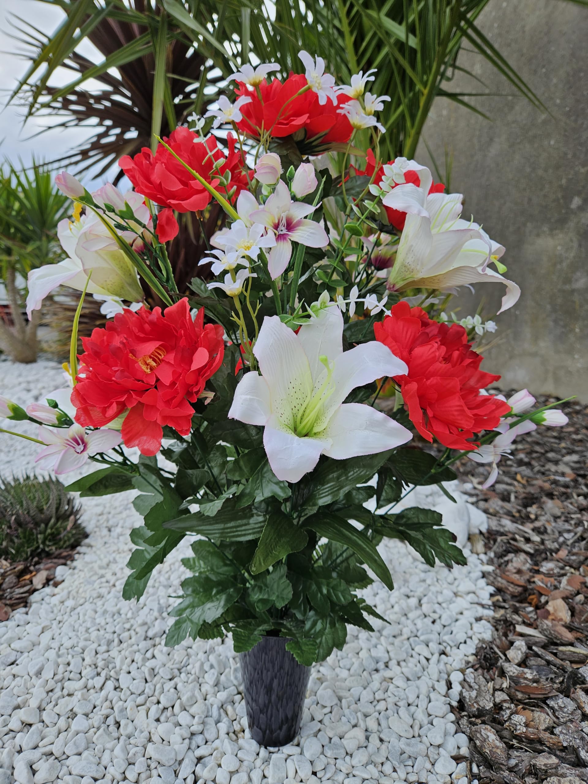 Composition De Fleurs Artificielles Roselynexpress Lestée Au Ciment - Idéale Pour Extérieur, Hauteur 31cm Diamètre 41cm