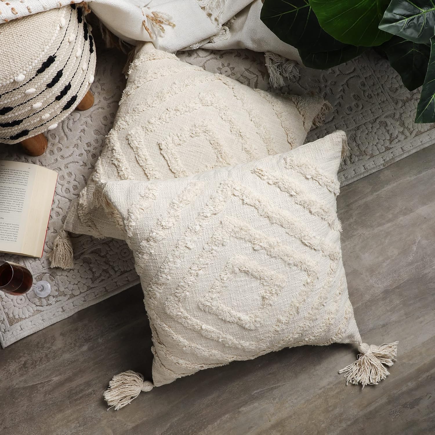 Oparun Box Set of 2 Boho Throw Pillow Covers for Couch, 18 x 18 Inch Textured Boho Pillow, Hand-Woven Tufted Decorative Pillows Covers Bedroom Living Room, Farmhouse (Diamond Frill Beige)