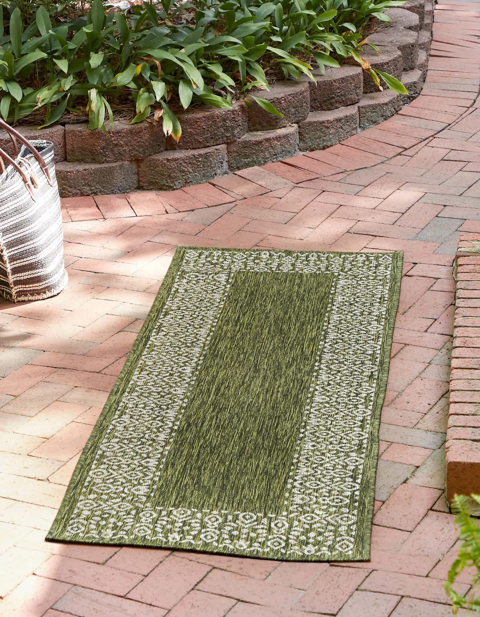 Unique Loom Outdoor Border Collection Area Rug - Floral Border (2' x 8' Runner, Green/ Ivory)
